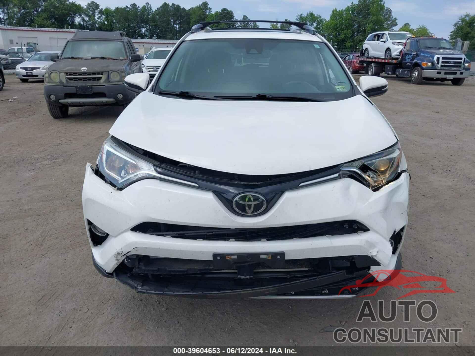 TOYOTA RAV4 2018 - JTMRFREVXJJ746921