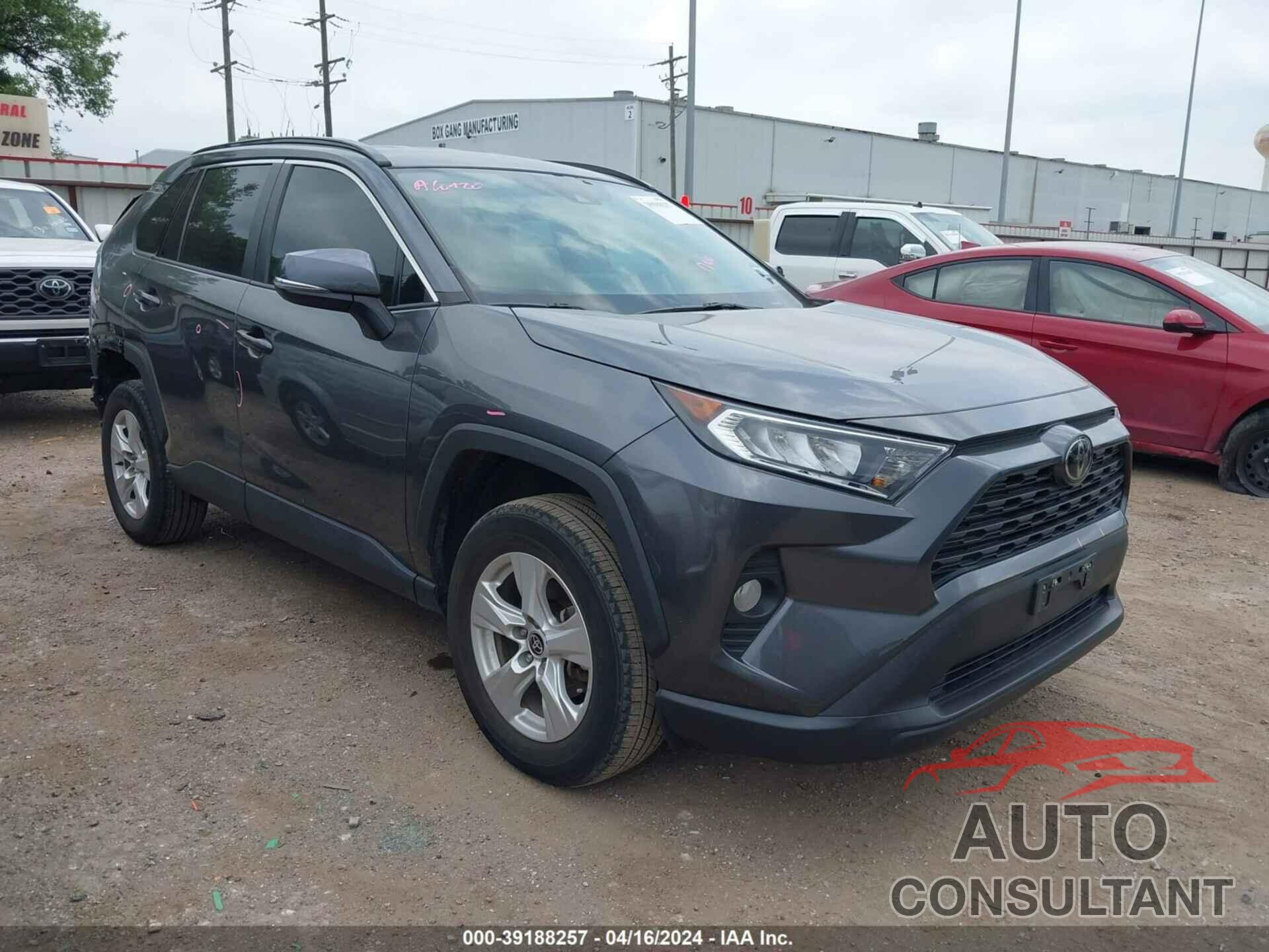 TOYOTA RAV4 2021 - 2T3W1RFV0MC130314