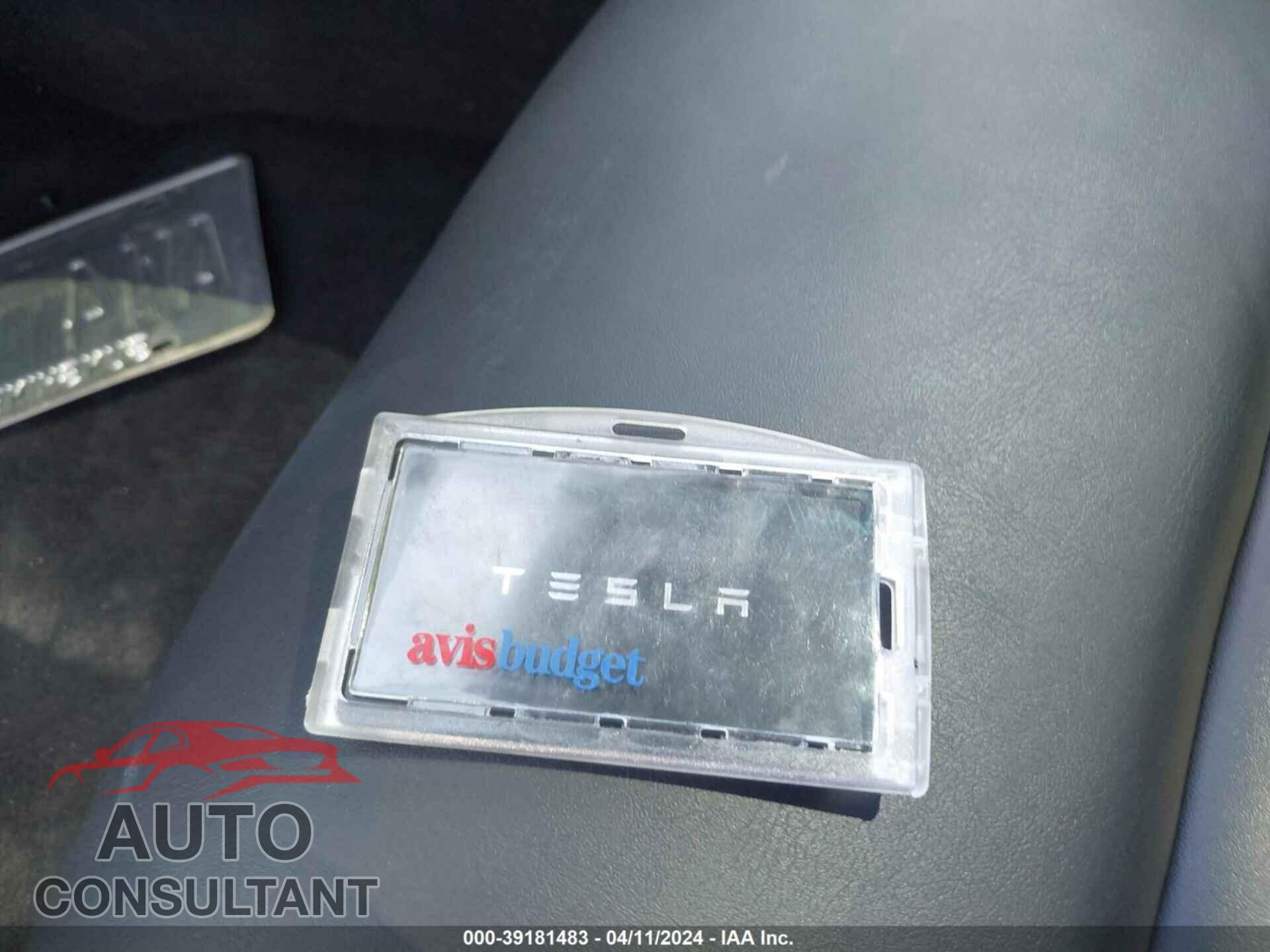 TESLA MODEL 3 2023 - 5YJ3E1EA7PF438239