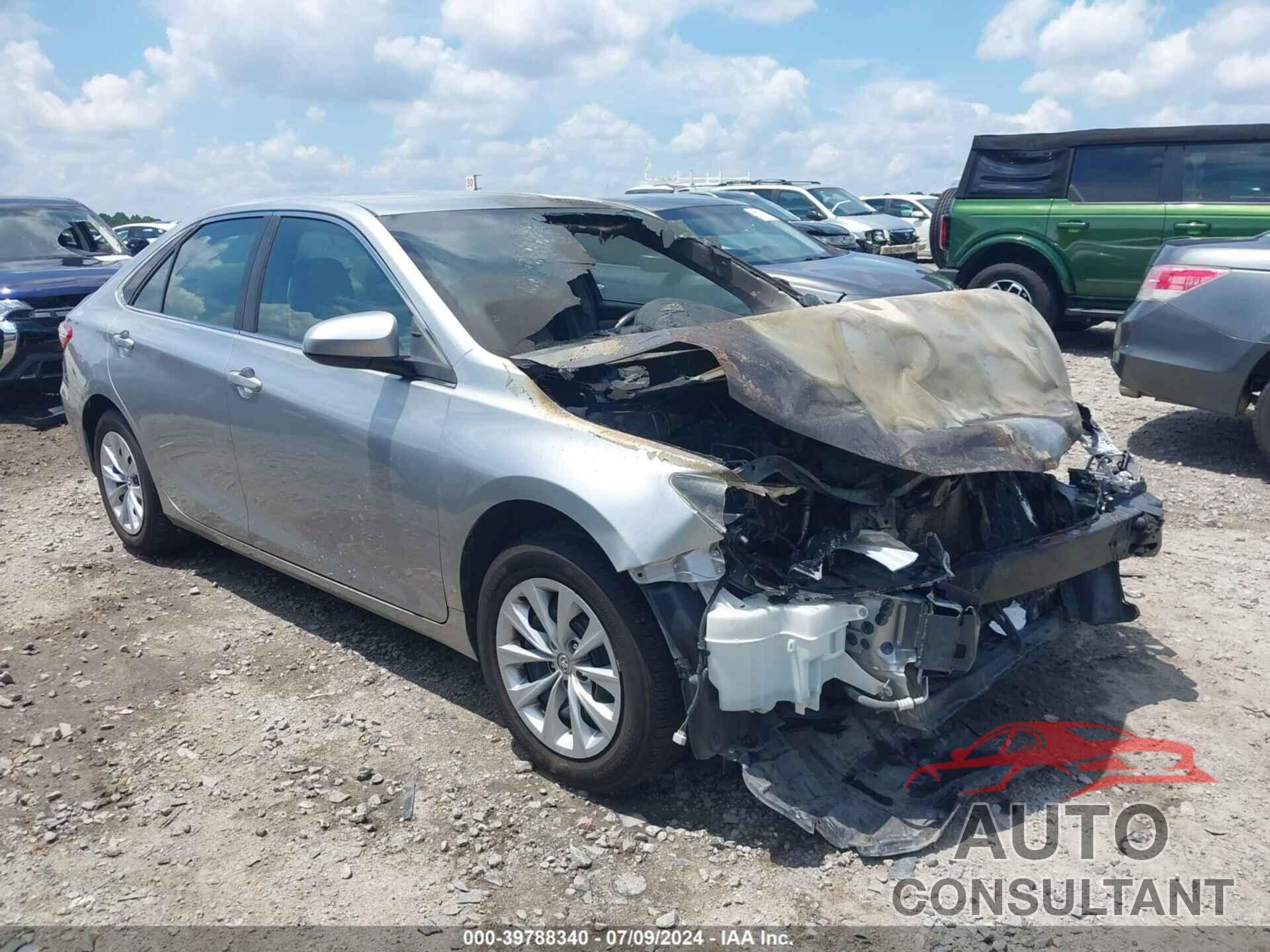 TOYOTA CAMRY 2017 - 4T1BF1FK2HU764082