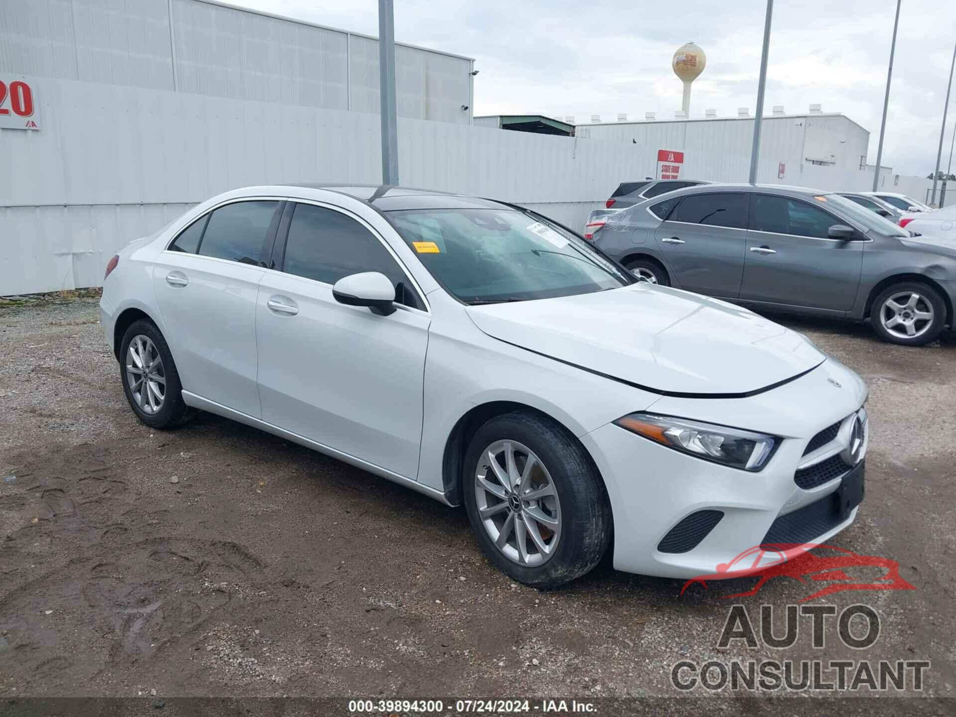 MERCEDES-BENZ A 220 2019 - WDD3G4EB4KW022647