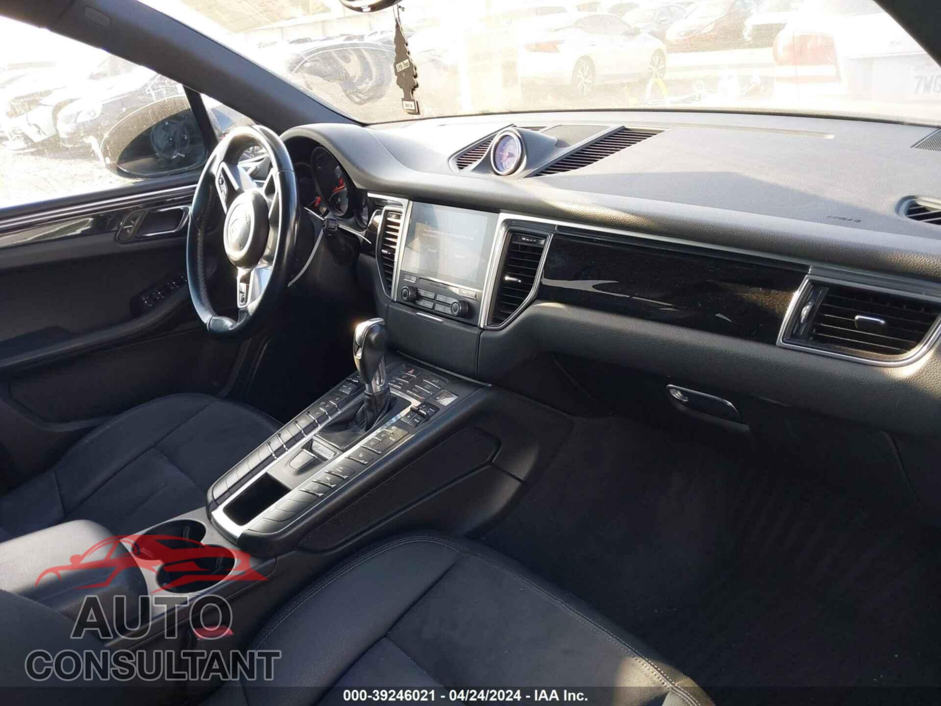 PORSCHE MACAN 2017 - WP1AA2A57HLB02749