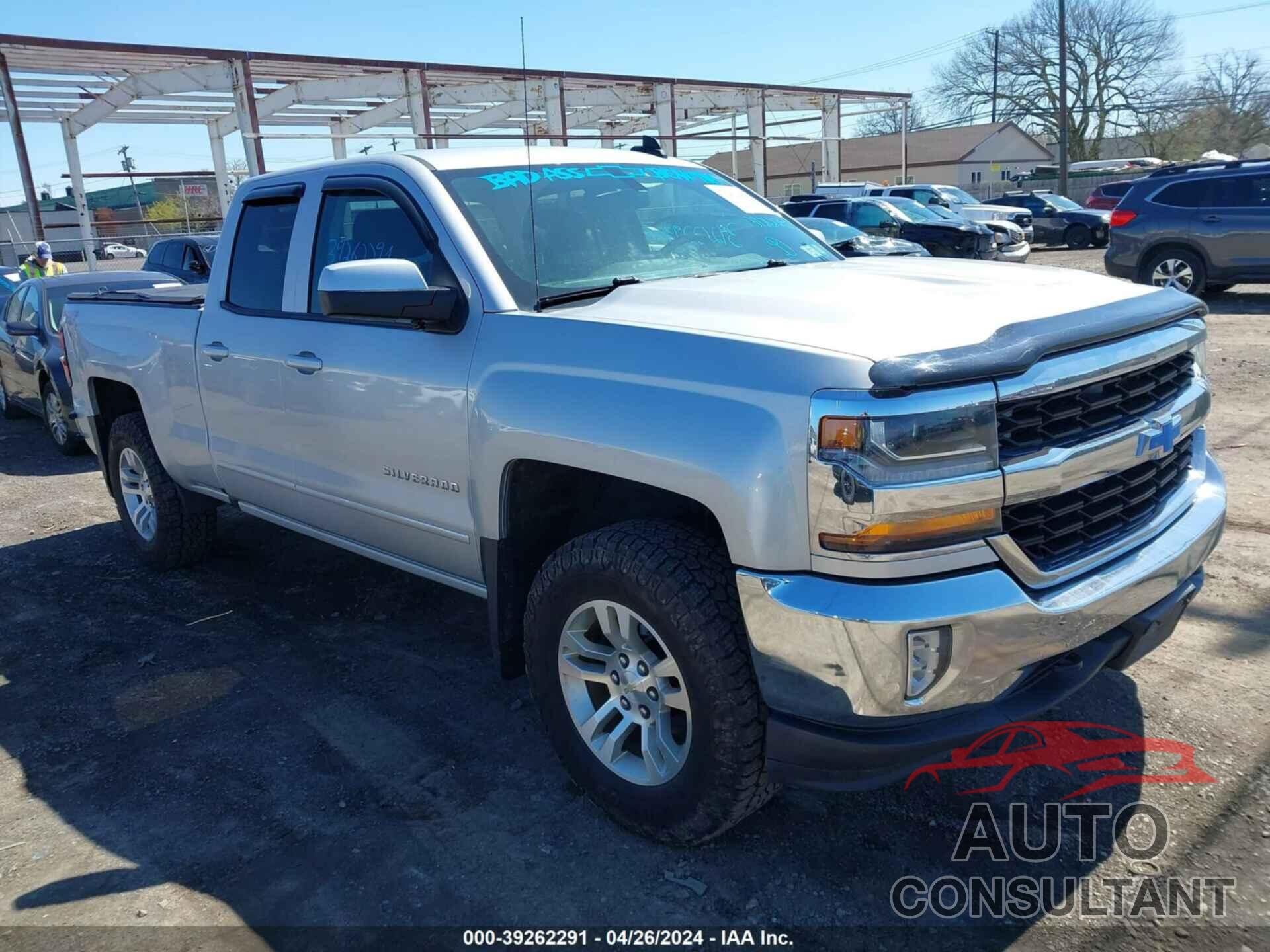 CHEVROLET SILVERADO 1500 2017 - 1GCVKREC0HZ153394