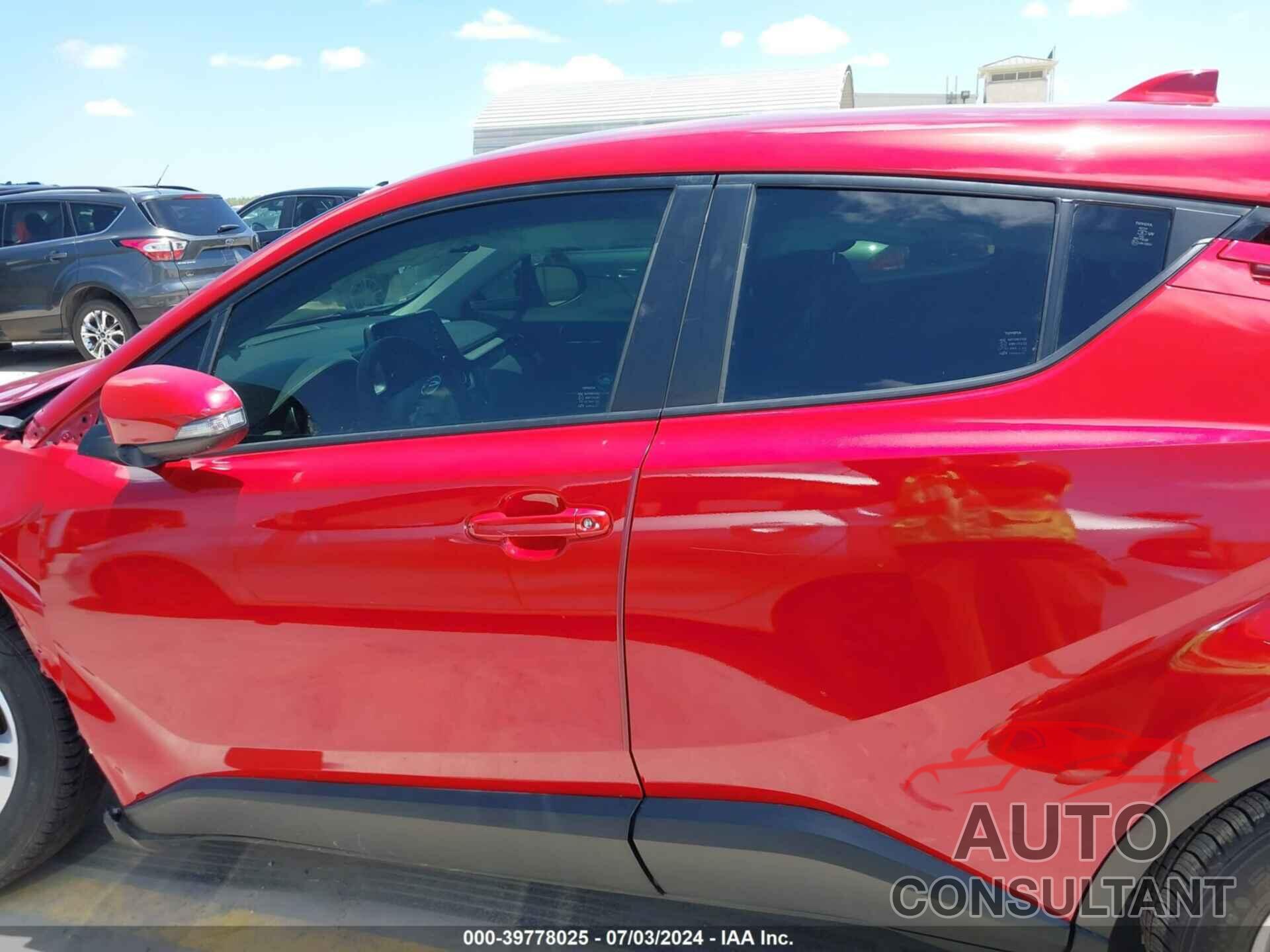 TOYOTA C-HR 2020 - JTNKHMBX5L1070705