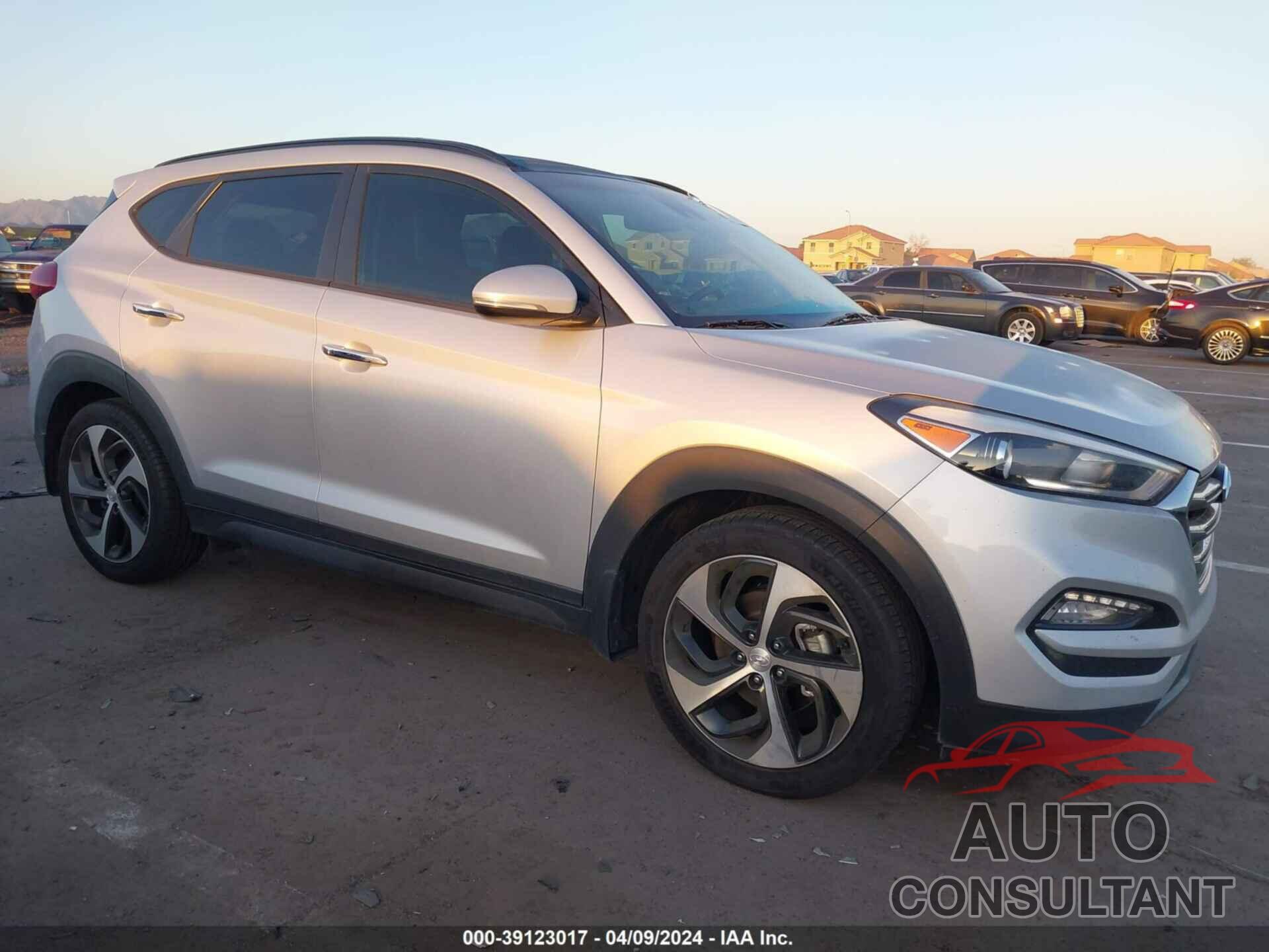 HYUNDAI TUCSON 2016 - KM8J33A2XGU144814