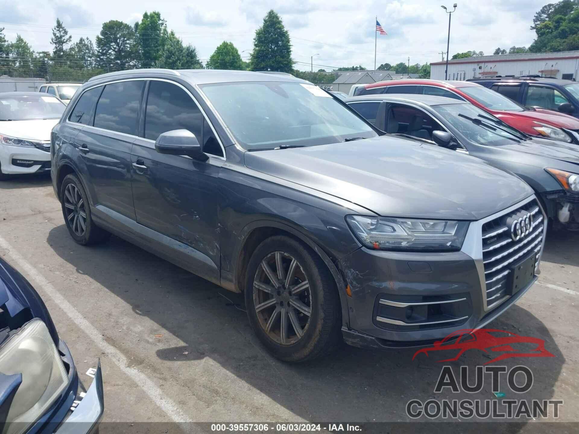 AUDI Q7 2019 - WA1LHAF7XKD016177