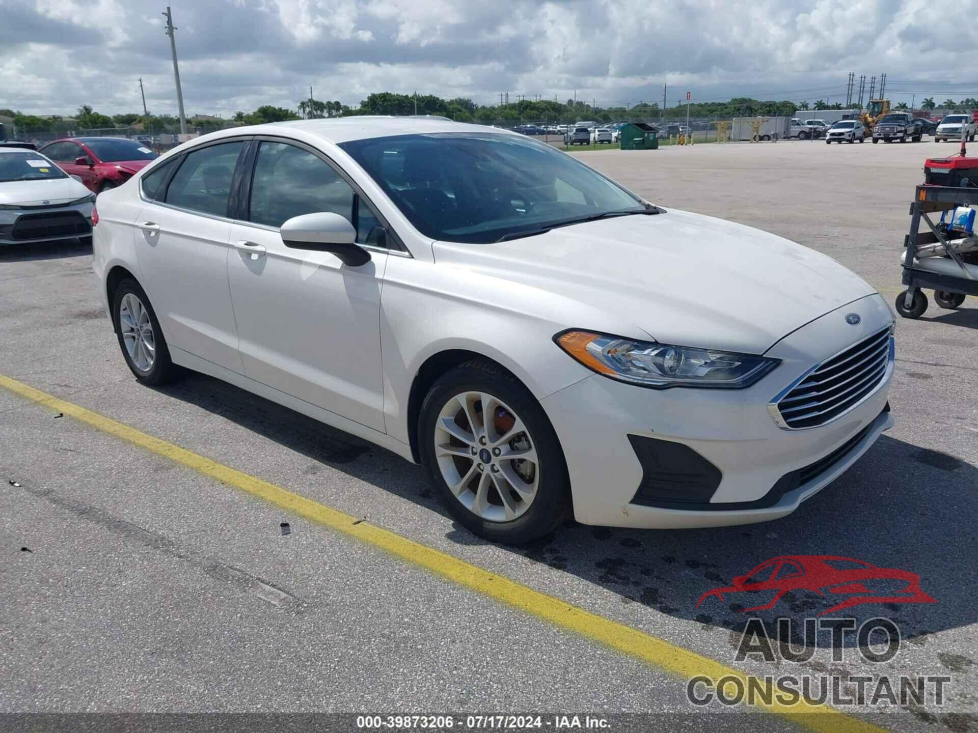 FORD FUSION 2020 - 3FA6P0HD6LR233842