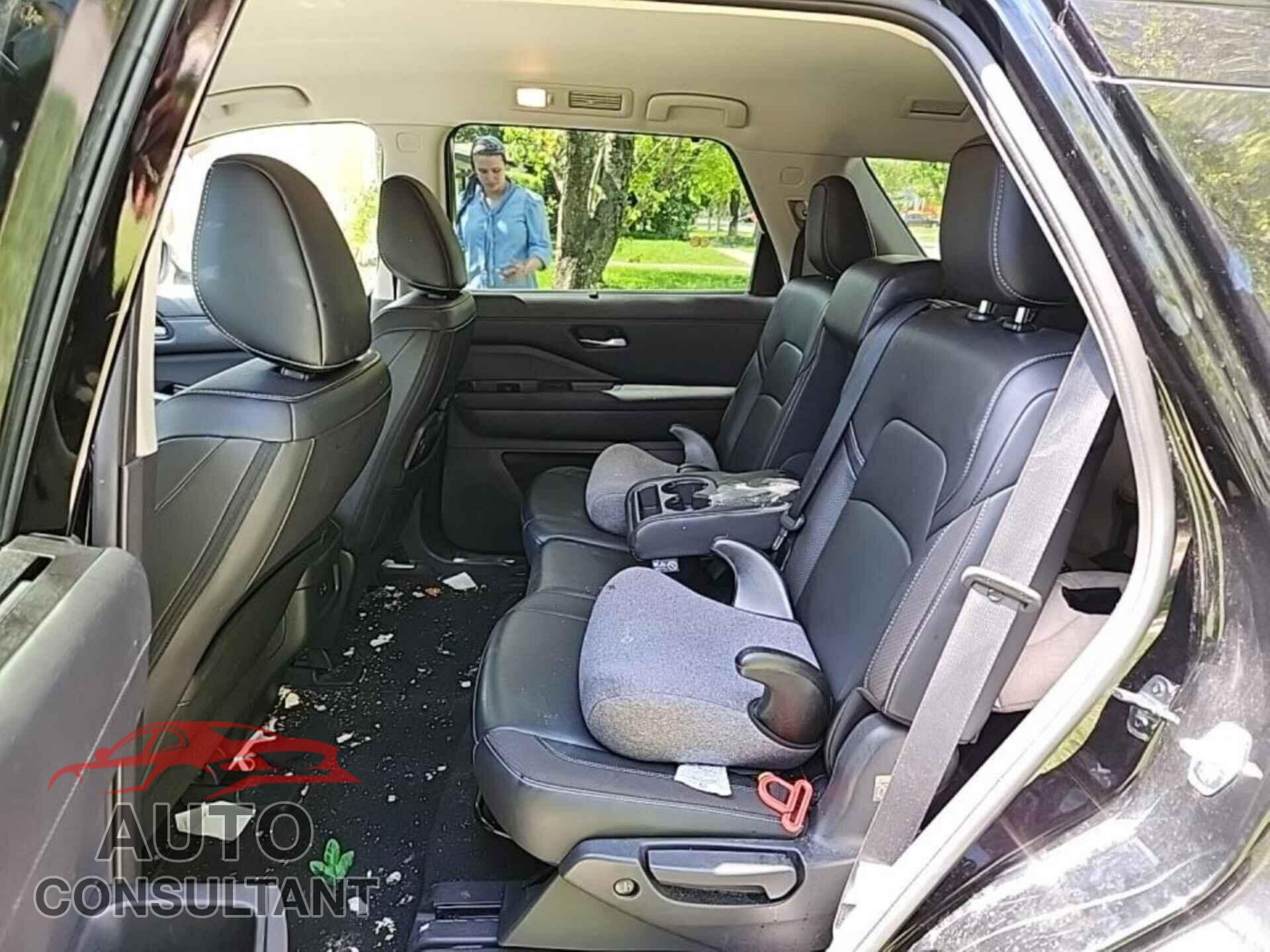 NISSAN PATHFINDER 2023 - 5N1DR3CC9PC218523
