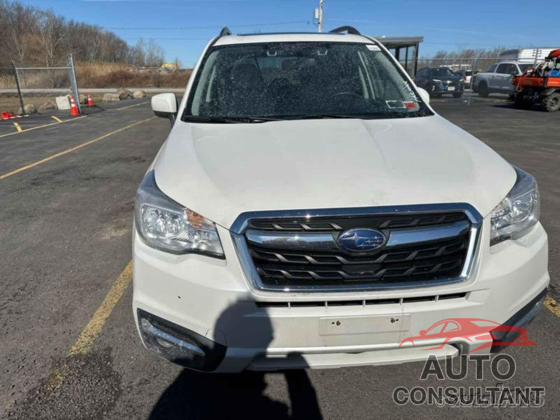 SUBARU FORESTER 2018 - JF2SJAGC6JH598885