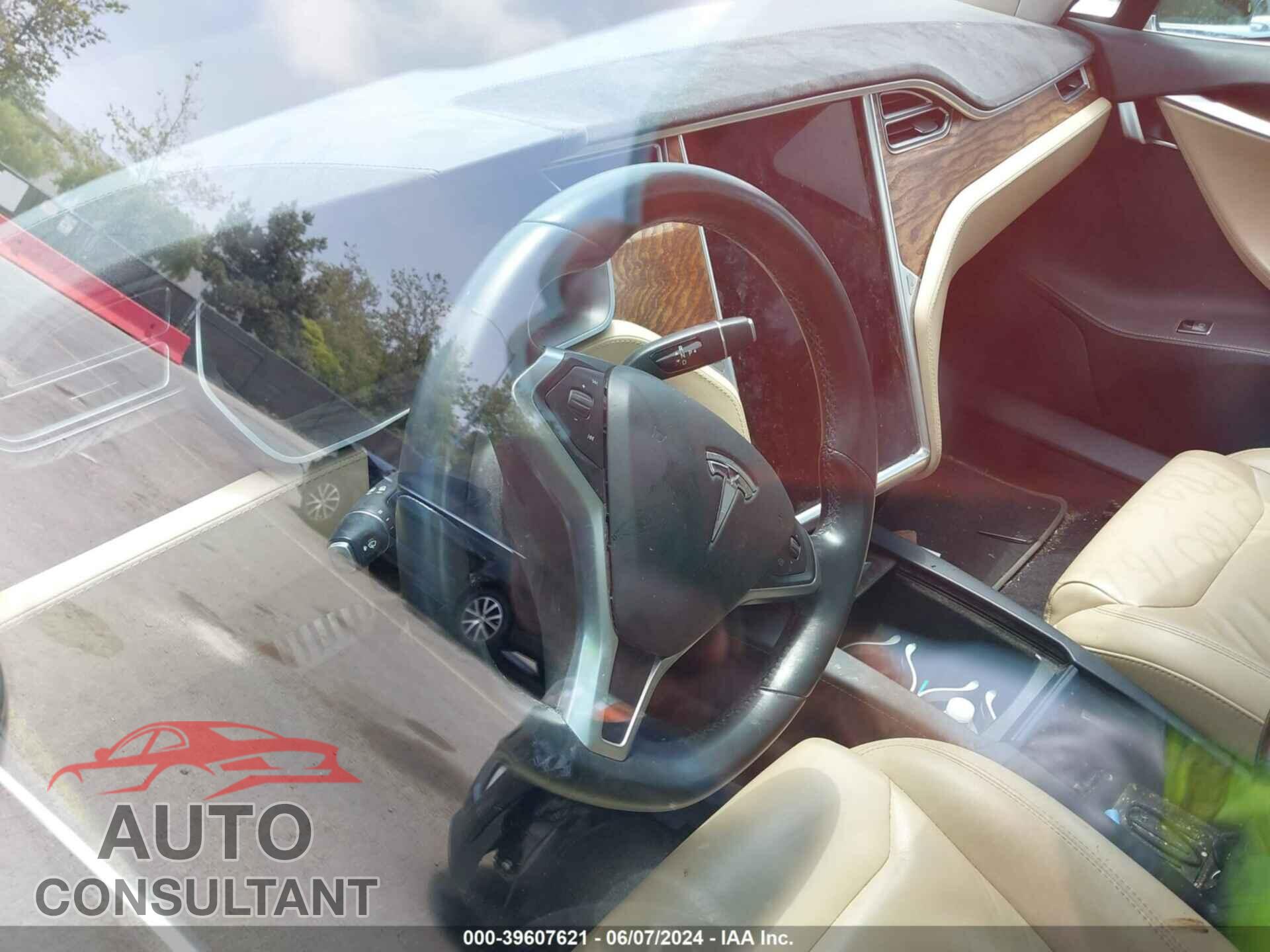 TESLA MODEL S 2017 - 5YJSA1E43HF200908