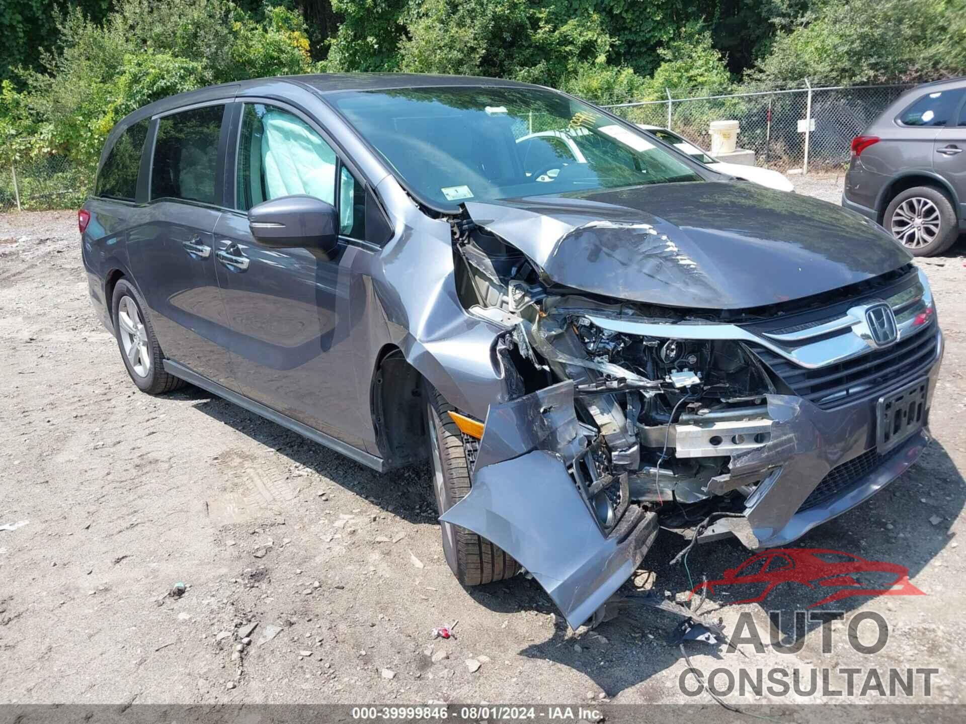 HONDA ODYSSEY 2018 - 5FNRL6H73JB024105