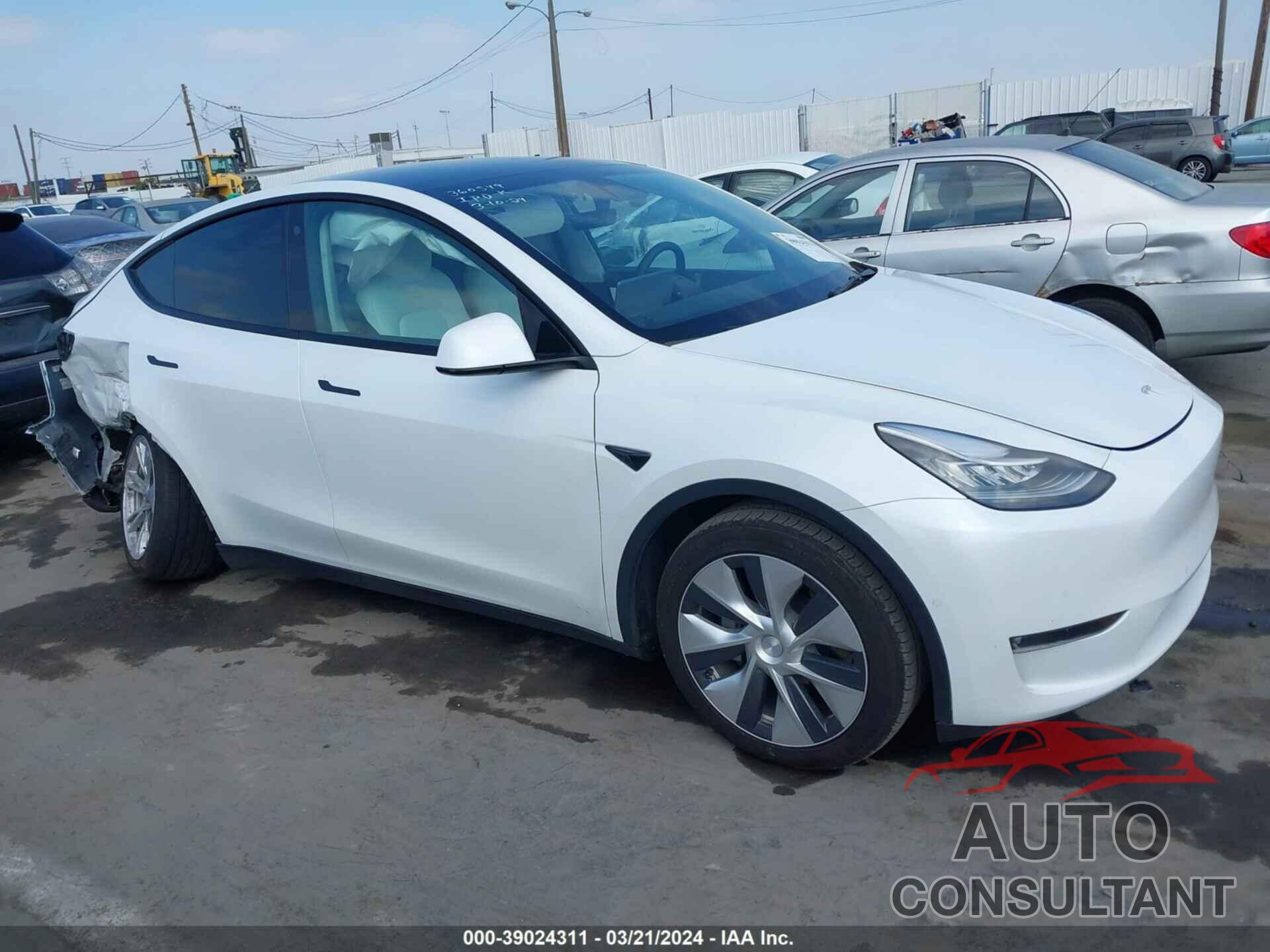 TESLA MODEL Y 2021 - 5YJYGDEE5MF219859