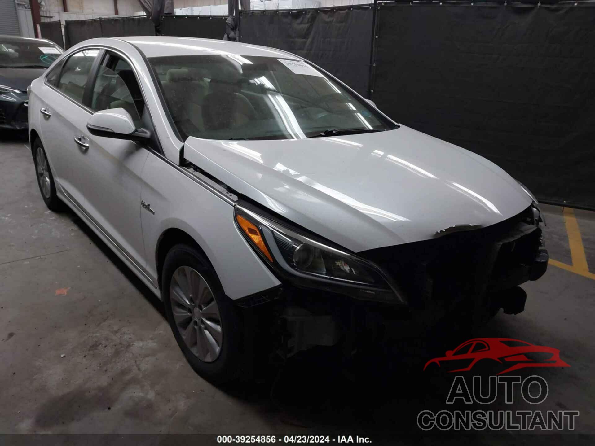 HYUNDAI SONATA 2017 - KMHE24L31HA066670