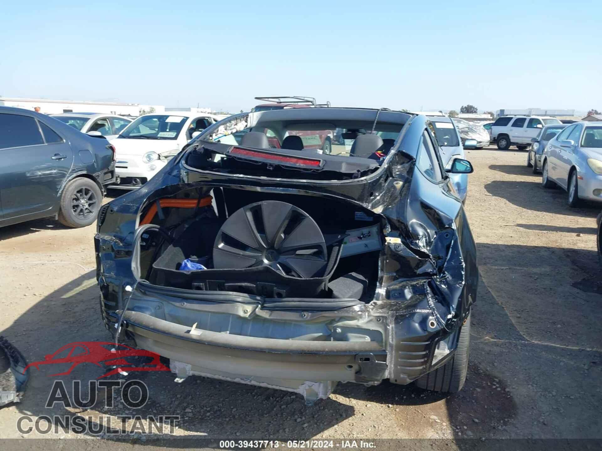 TESLA MODEL 3 2024 - 5YJ3E1EA8RF731389