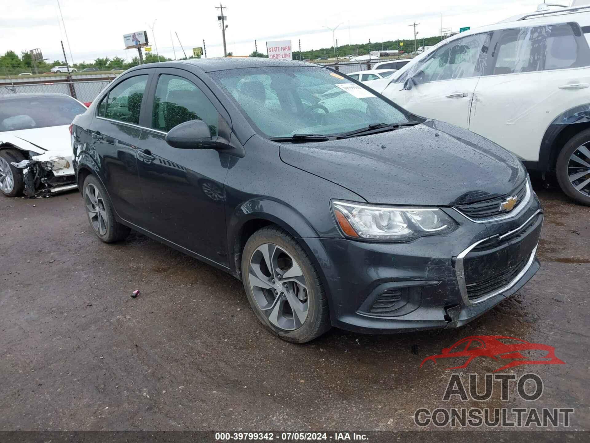 CHEVROLET SONIC 2019 - 1G1JF5SB1K4129139