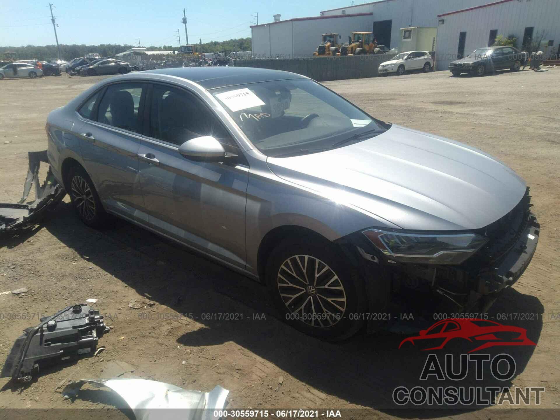 VOLKSWAGEN JETTA 2019 - 3VWC57BU8KM193700
