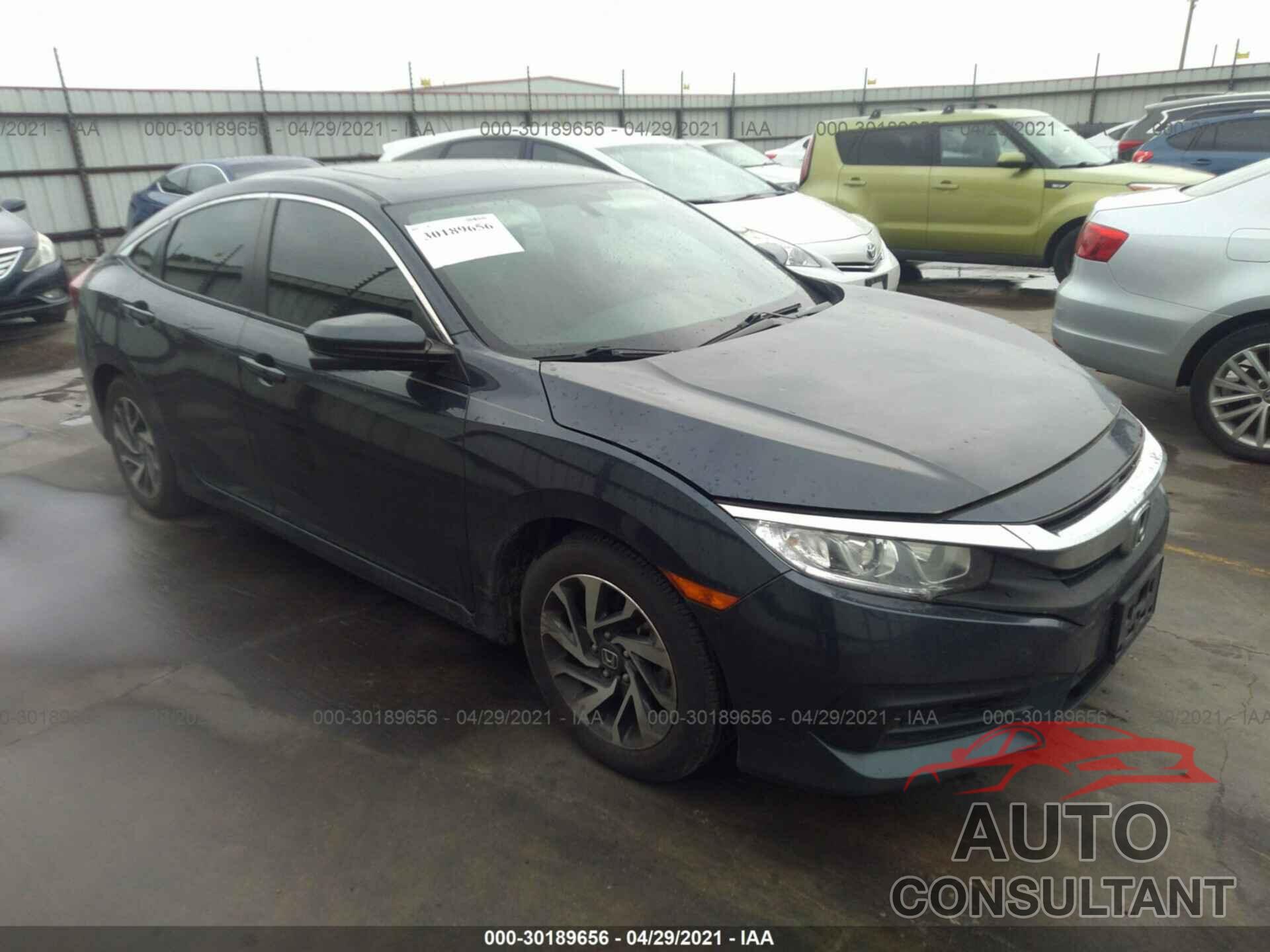 HONDA CIVIC SEDAN 2017 - 2HGFC2F78HH572122