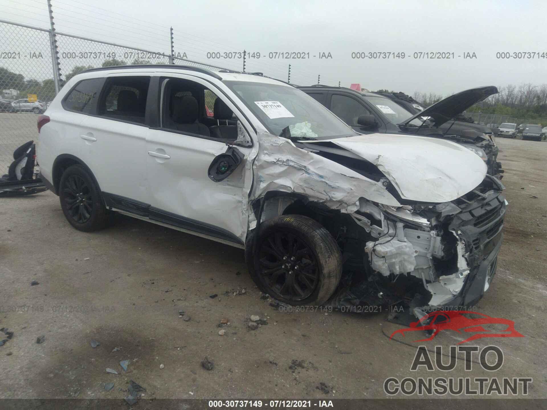 MITSUBISHI OUTLANDER 2019 - JA4AD3A37KZ032598