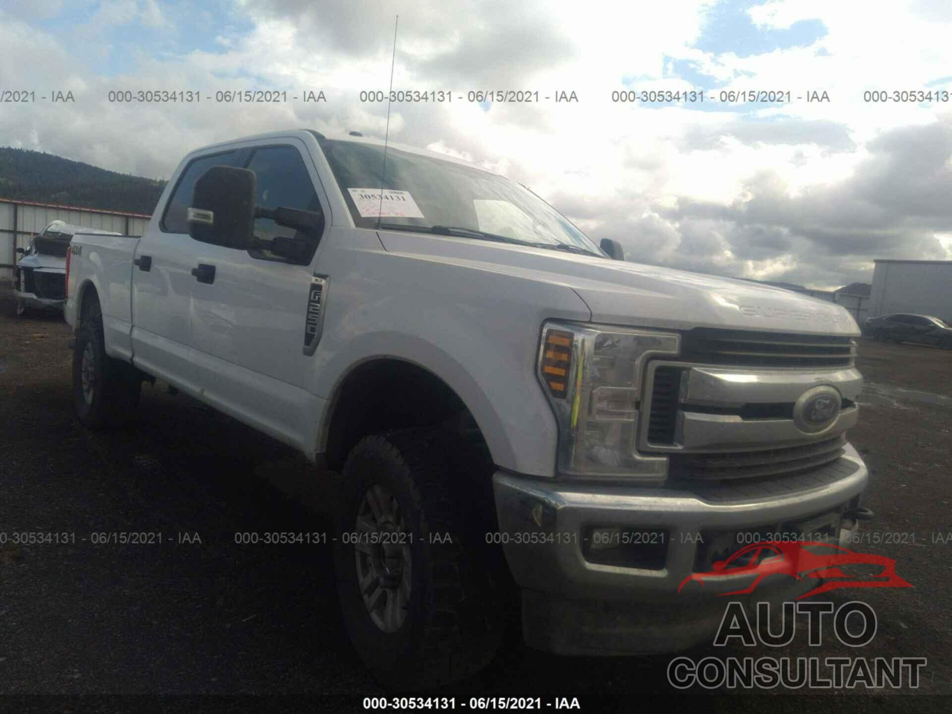 FORD SUPER DUTY F-250 SRW 2018 - 1FT7W2B63JEB43359