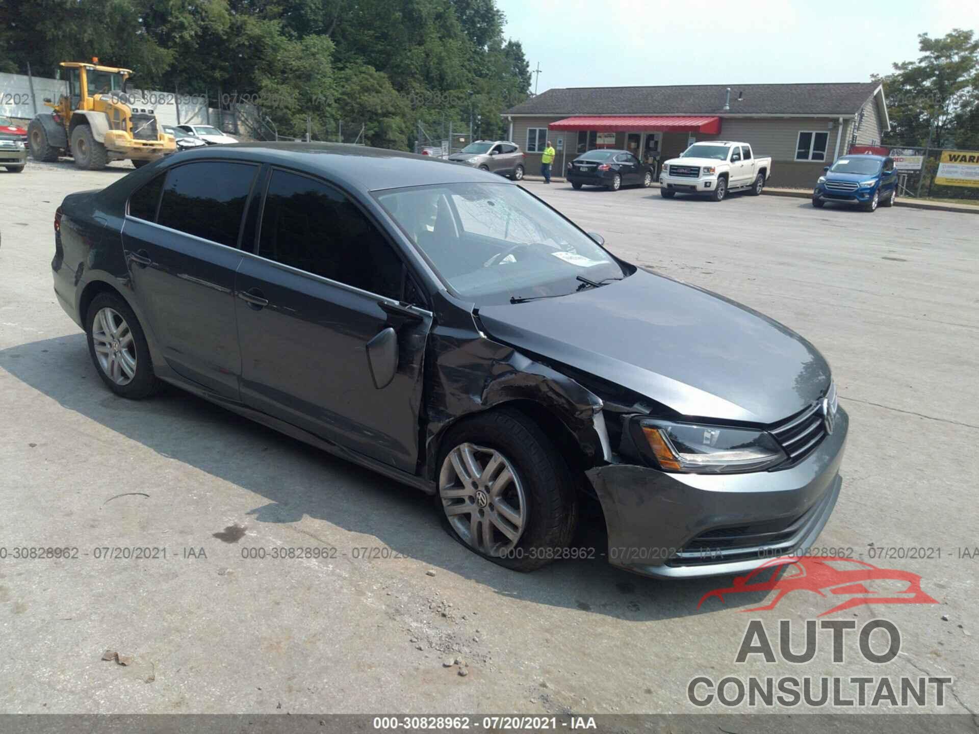 VOLKSWAGEN JETTA 2017 - 3VW2B7AJXHM211778