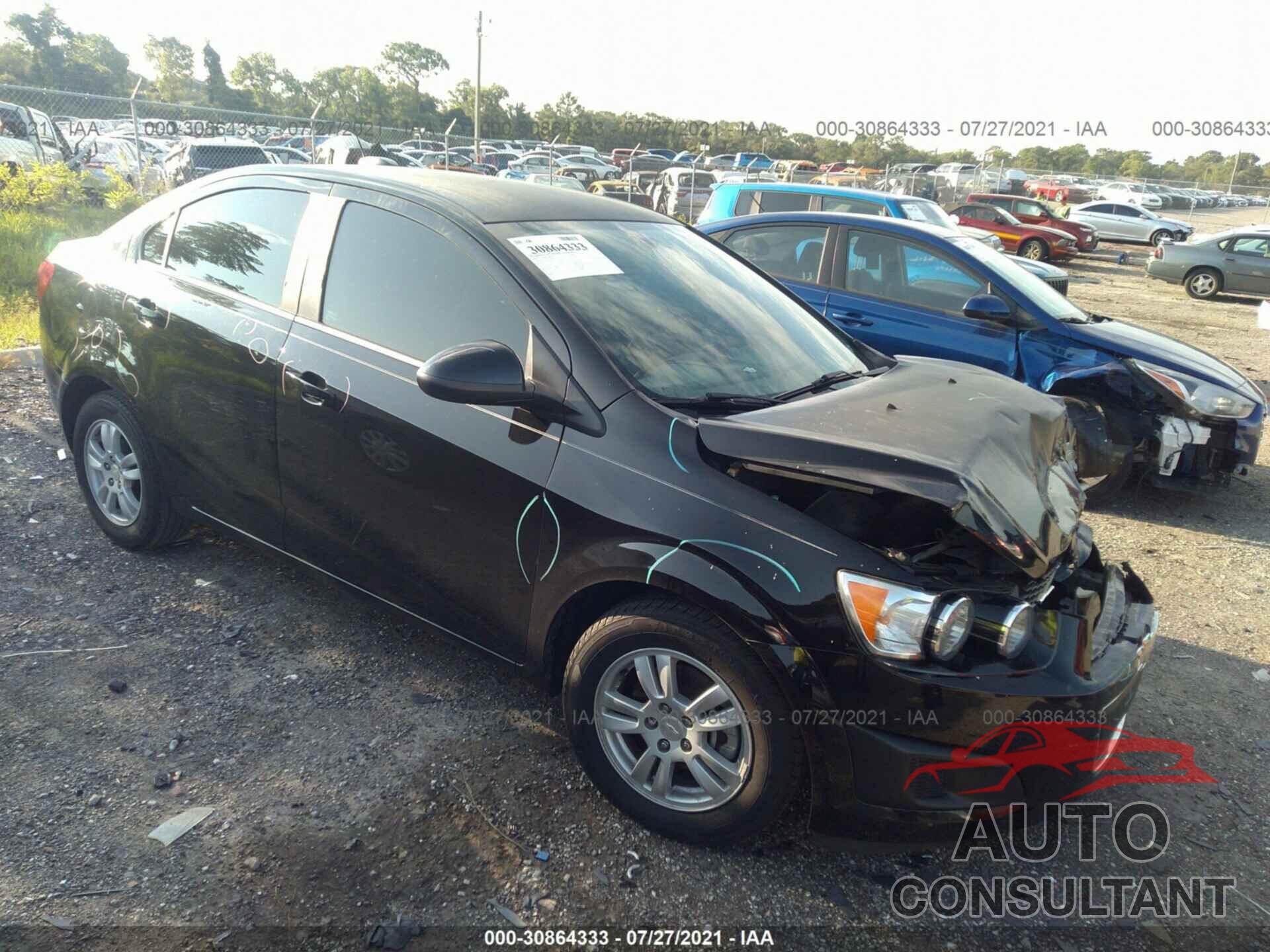 CHEVROLET SONIC 2016 - 1G1JC5SH7G4184151