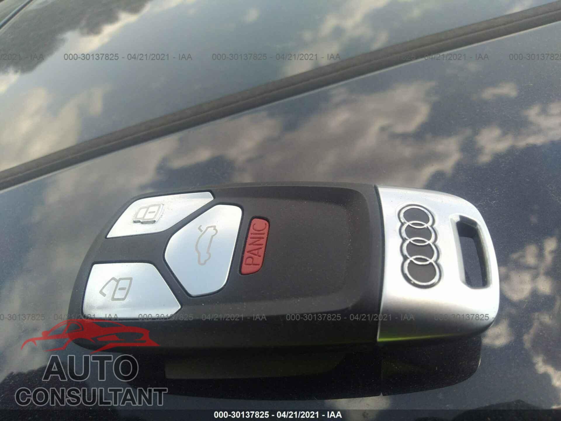 AUDI A4 2018 - WAUKMAF48JA153473