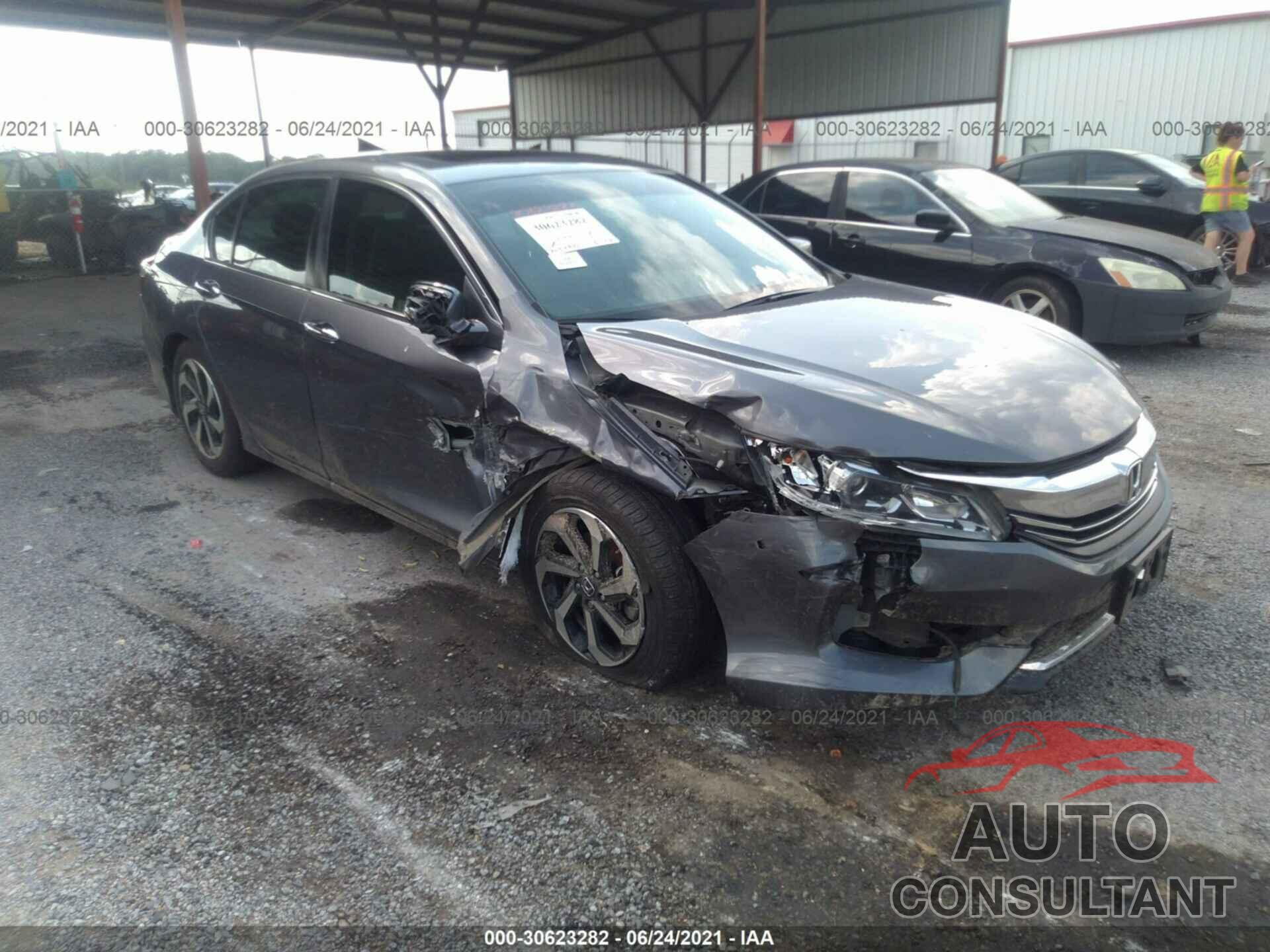 HONDA ACCORD SEDAN 2016 - 1HGCR2F80GA139997