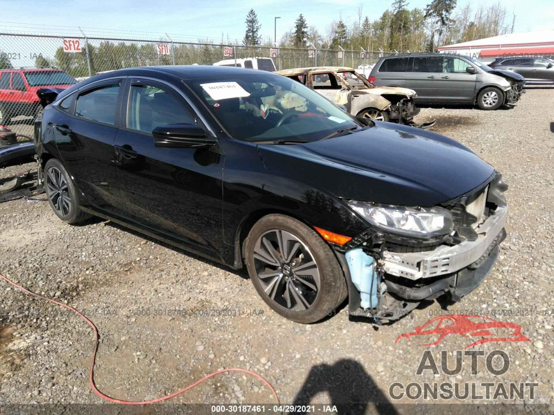 HONDA CIVIC SEDAN 2017 - 19XFC1F32HE020617