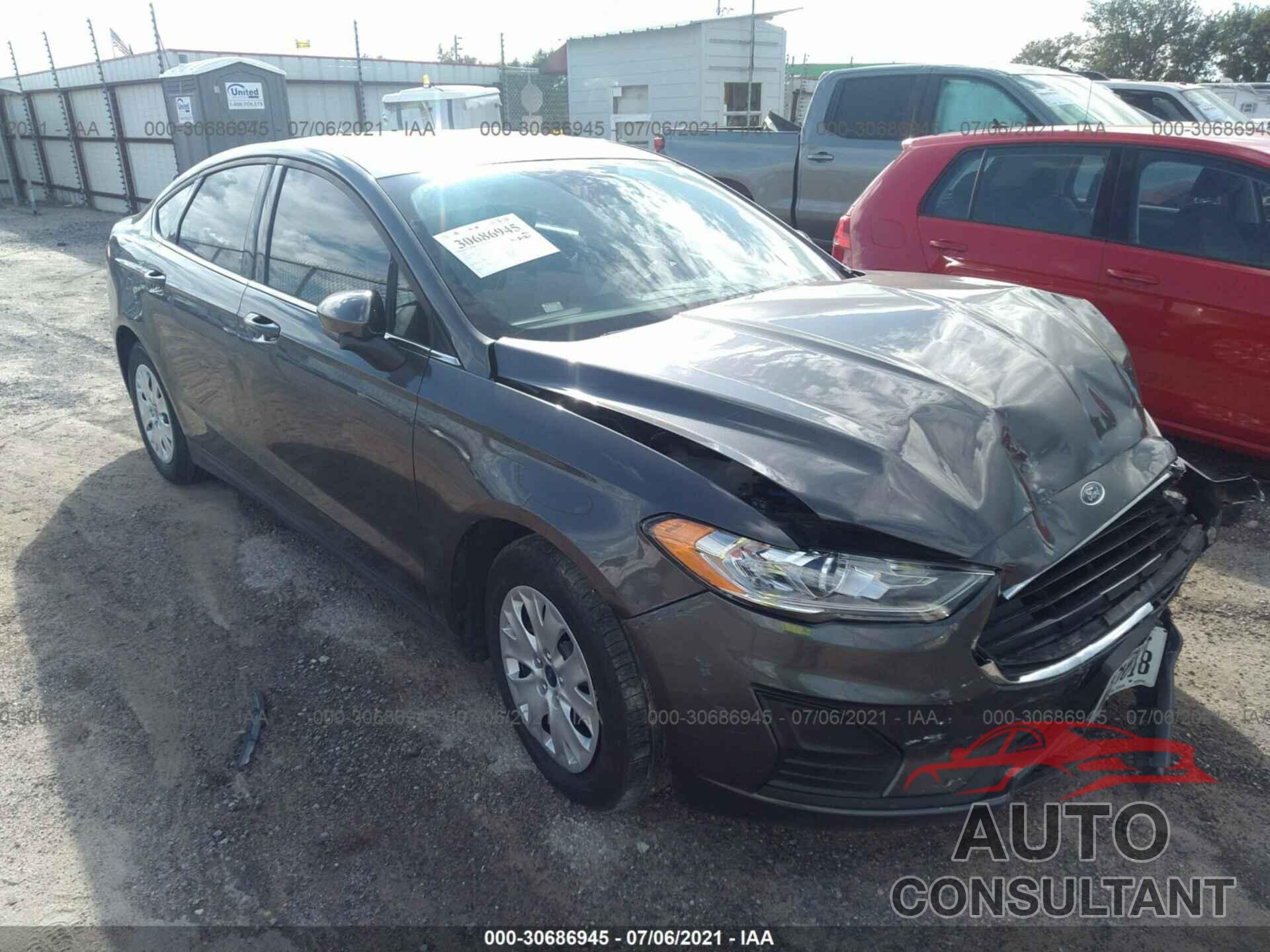FORD FUSION 2020 - 3FA6P0G77LR232260