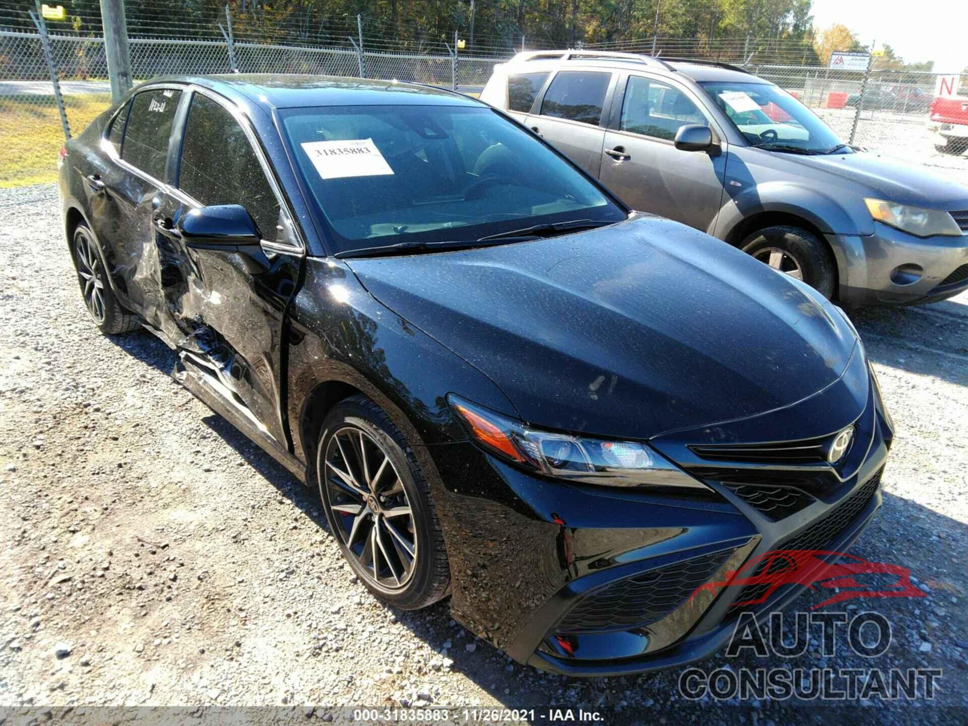 TOYOTA CAMRY 2021 - 4T1G11AK8MU537873