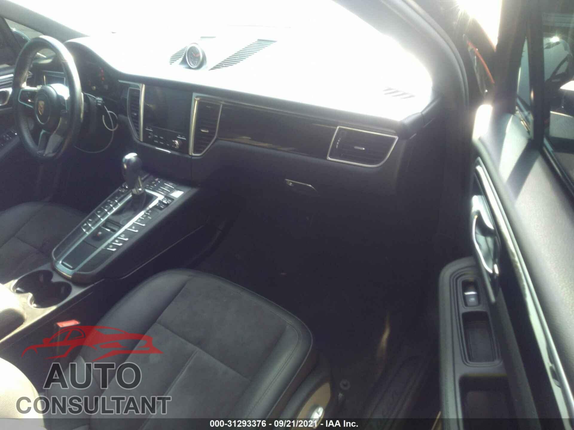 PORSCHE MACAN 2017 - WP1AA2A55HLB05729