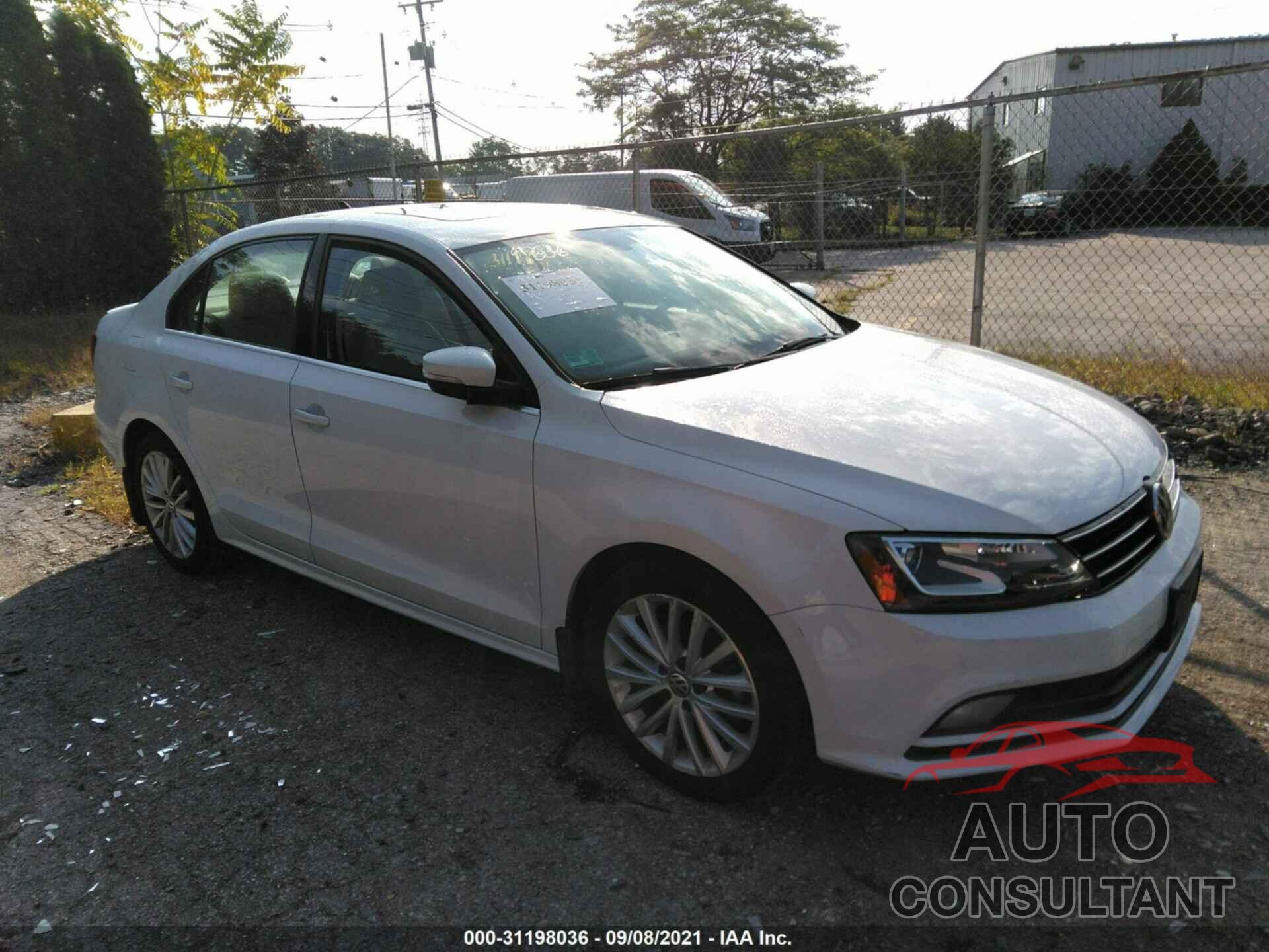 VOLKSWAGEN JETTA SEDAN 2016 - 3VWL17AJ5GM213931