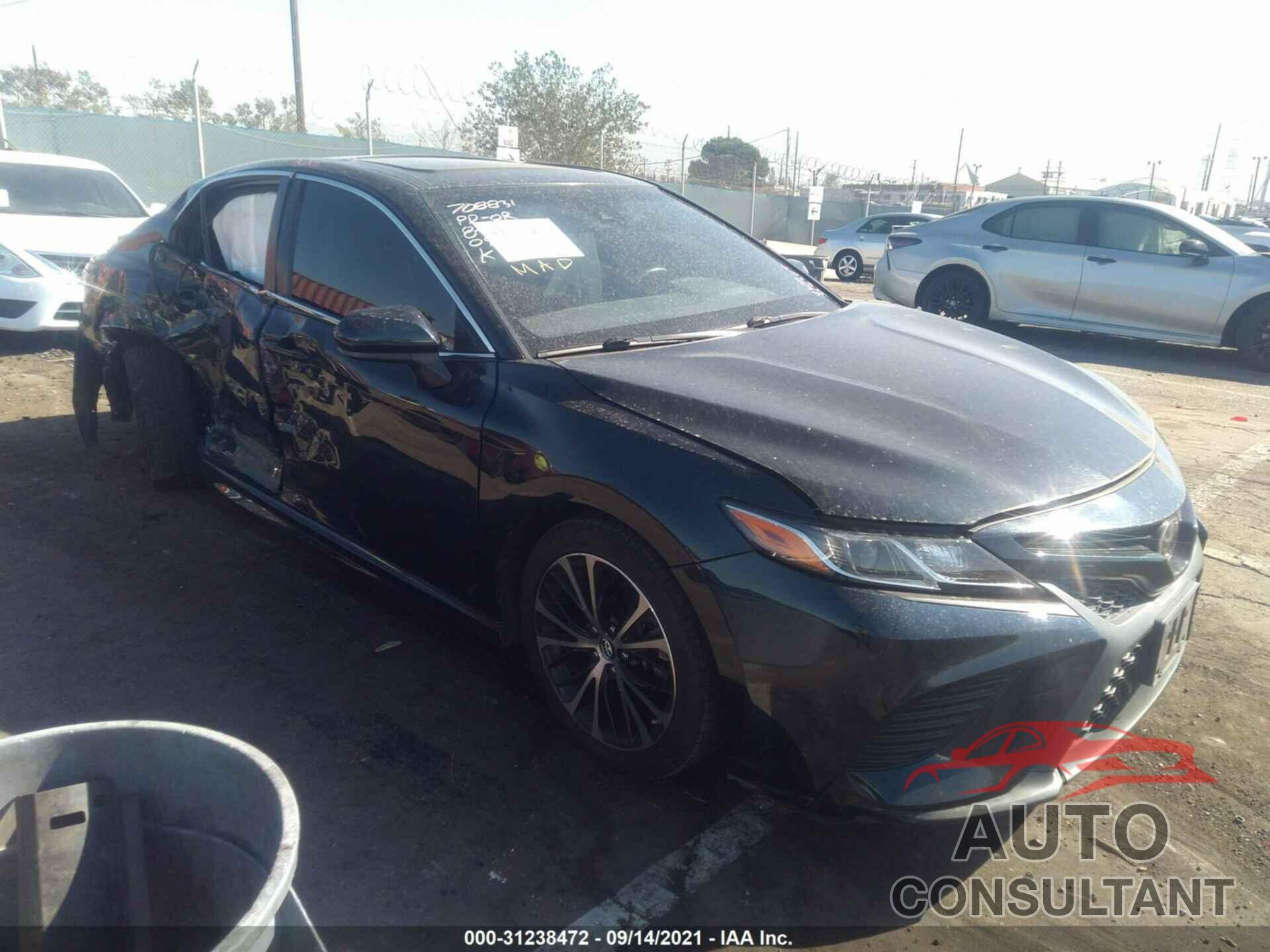 TOYOTA CAMRY 2018 - JTNB11HK2J3014799