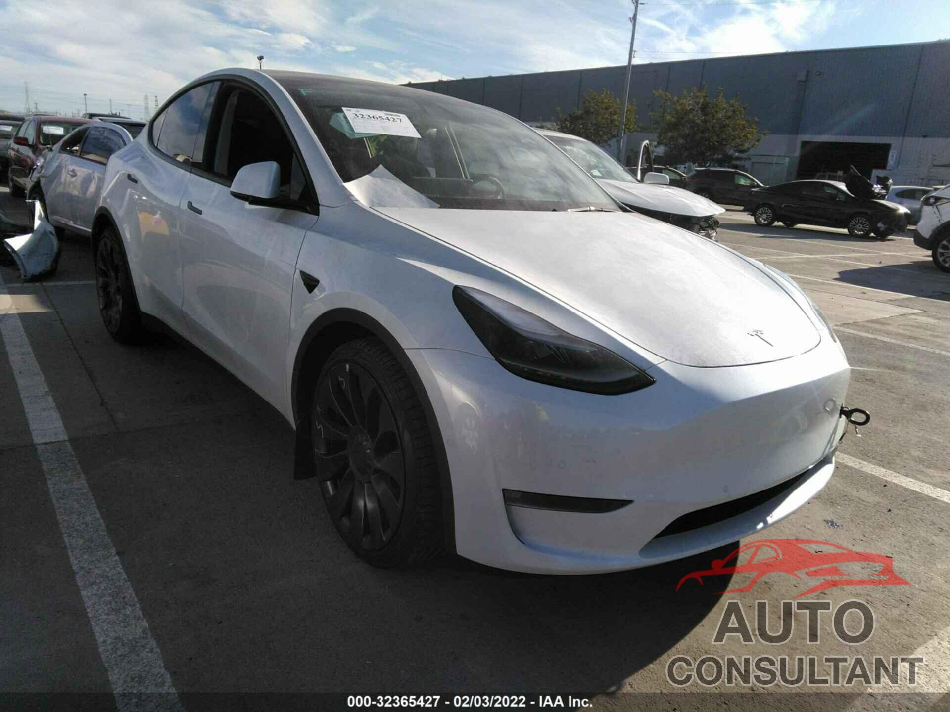 TESLA MODEL Y 2021 - 5YJYGDEF3MF271337