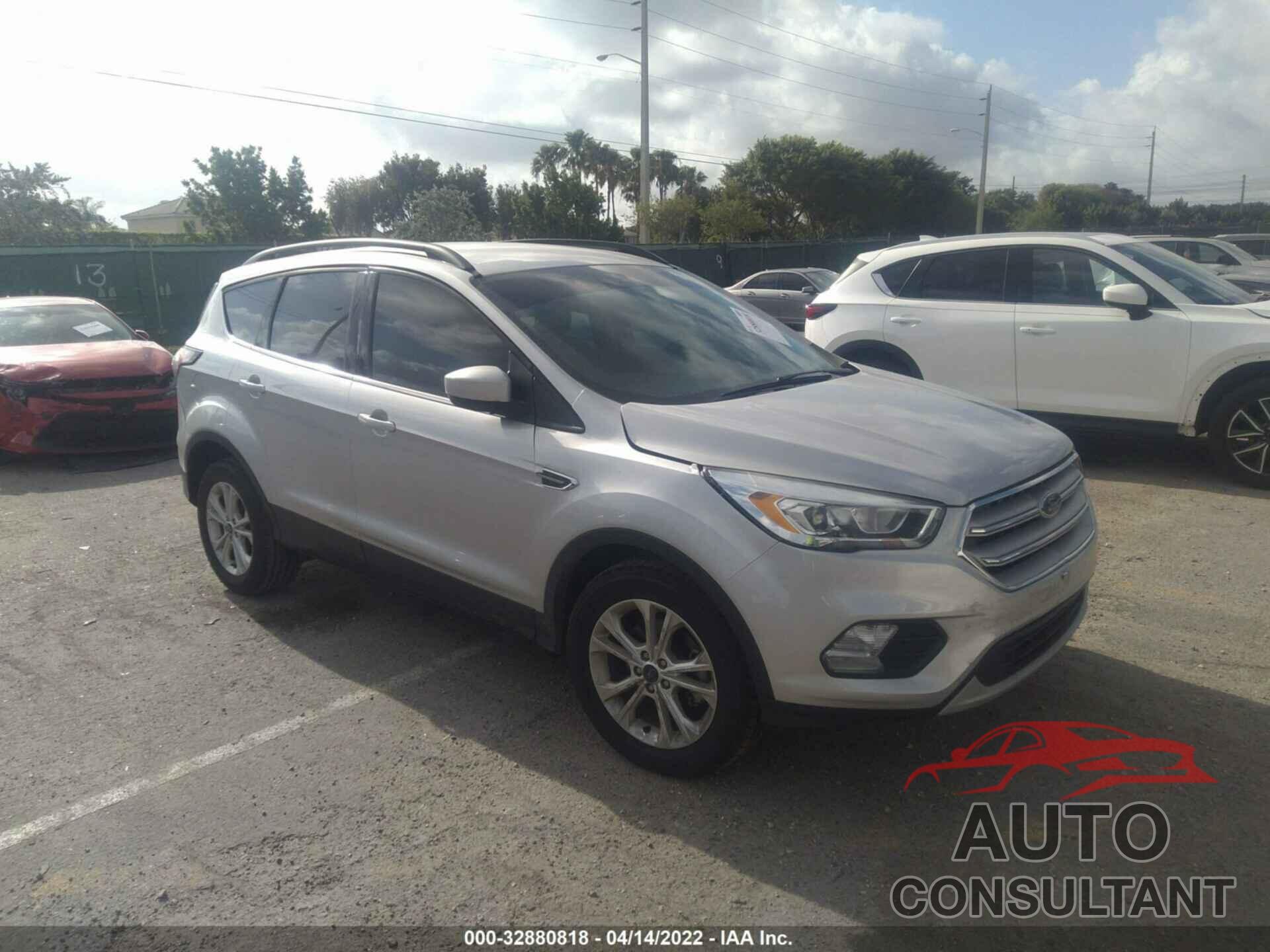 FORD ESCAPE 2018 - 1FMCU0HD5JUA49287