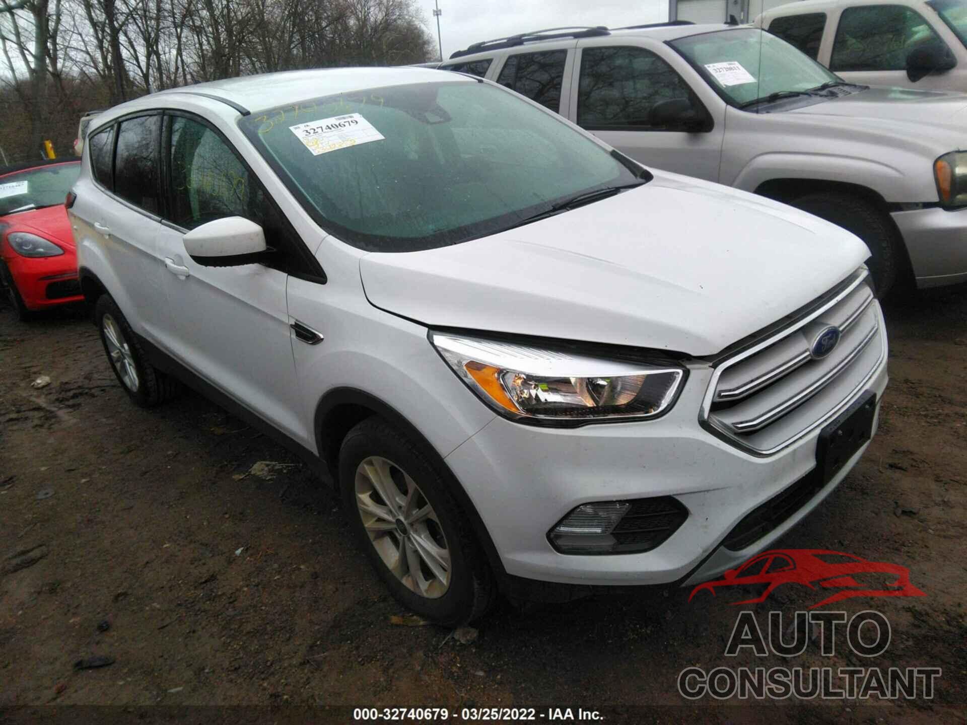 FORD ESCAPE 2019 - 1FMCU0GD5KUB65432