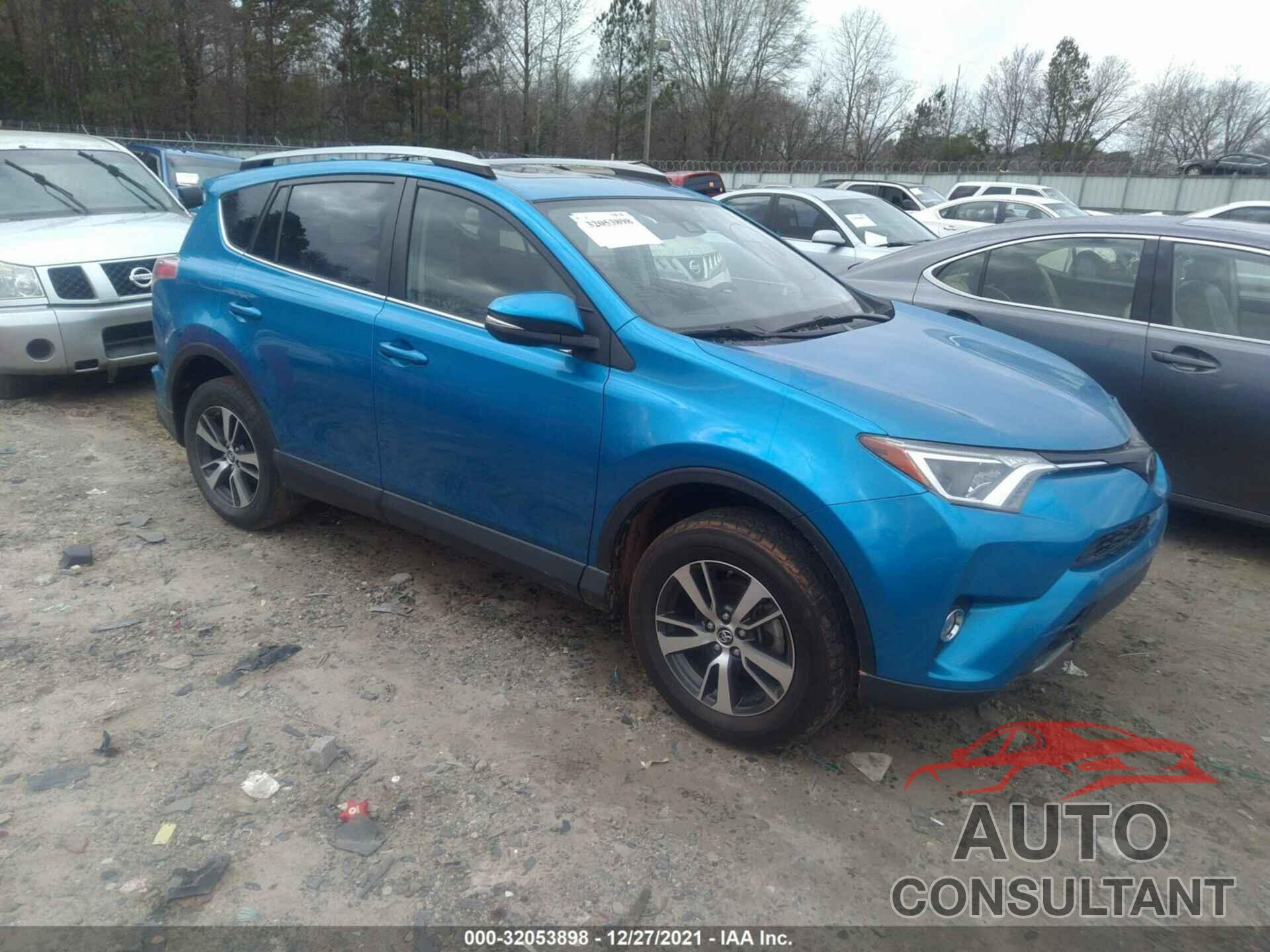 TOYOTA RAV4 2017 - JTMWFREVXHJ718436
