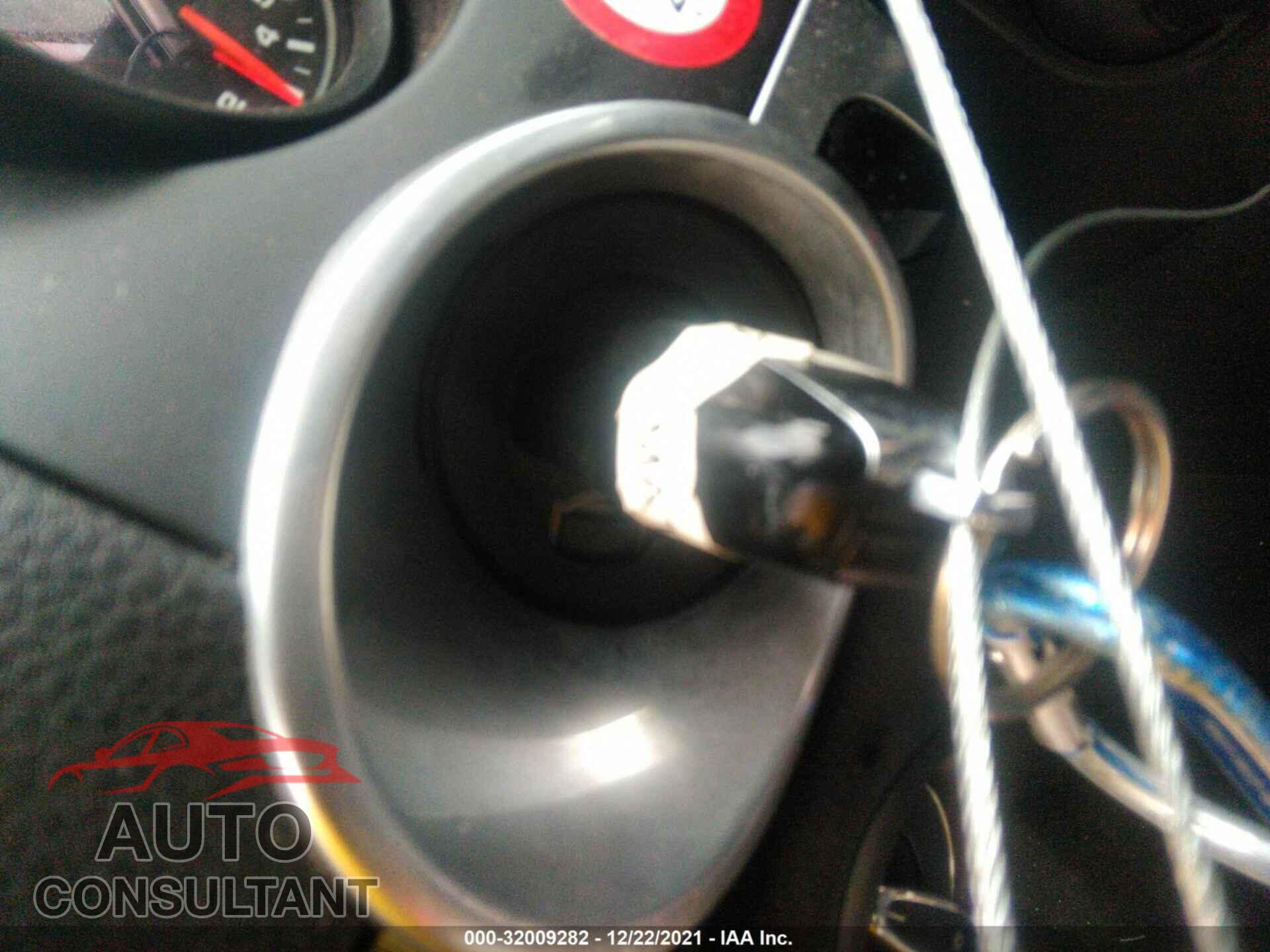 PORSCHE CAYENNE 2016 - WP1AB2A24GLA96751