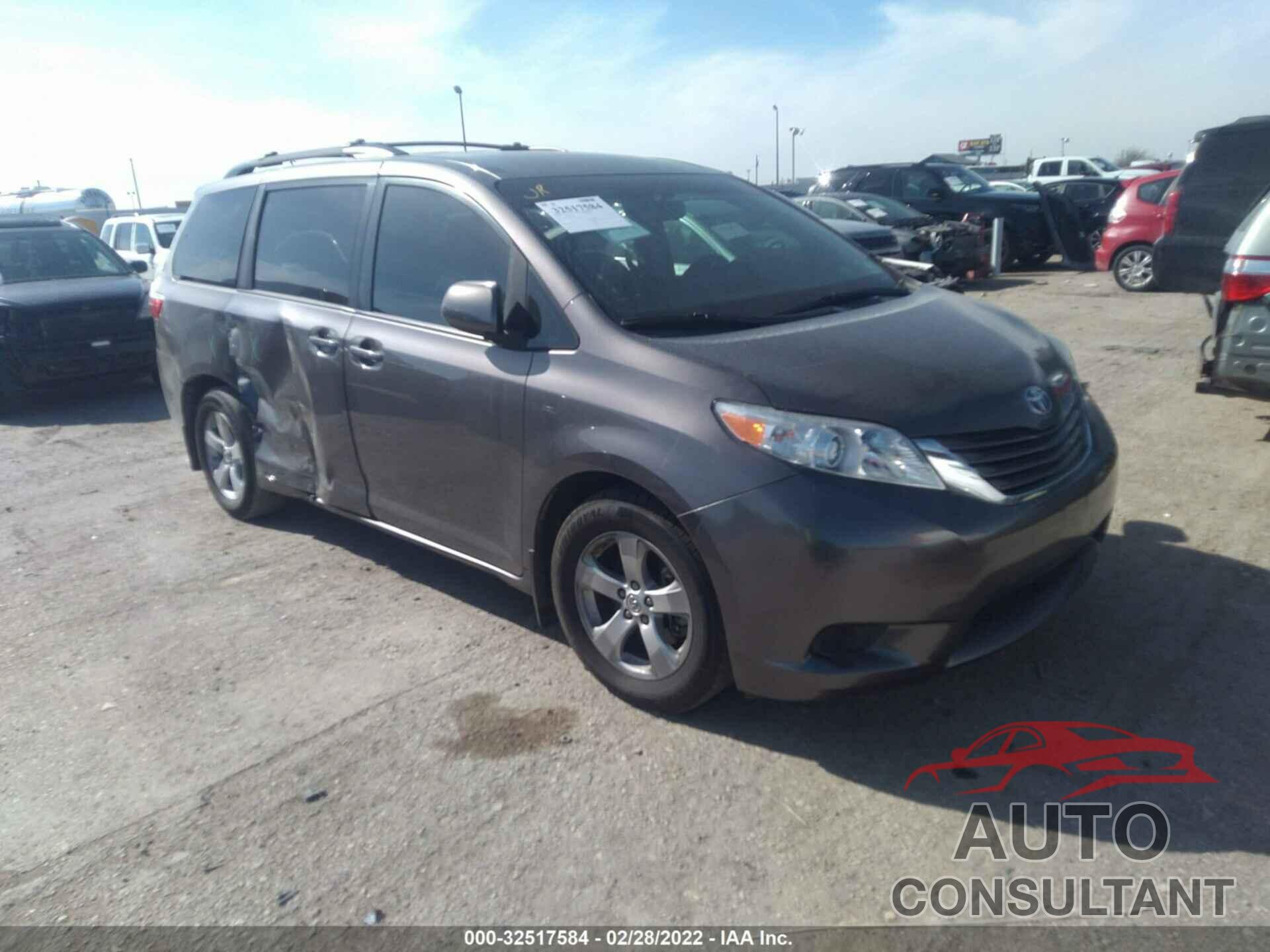 TOYOTA SIENNA 2017 - 5TDKZ3DC2HS793654