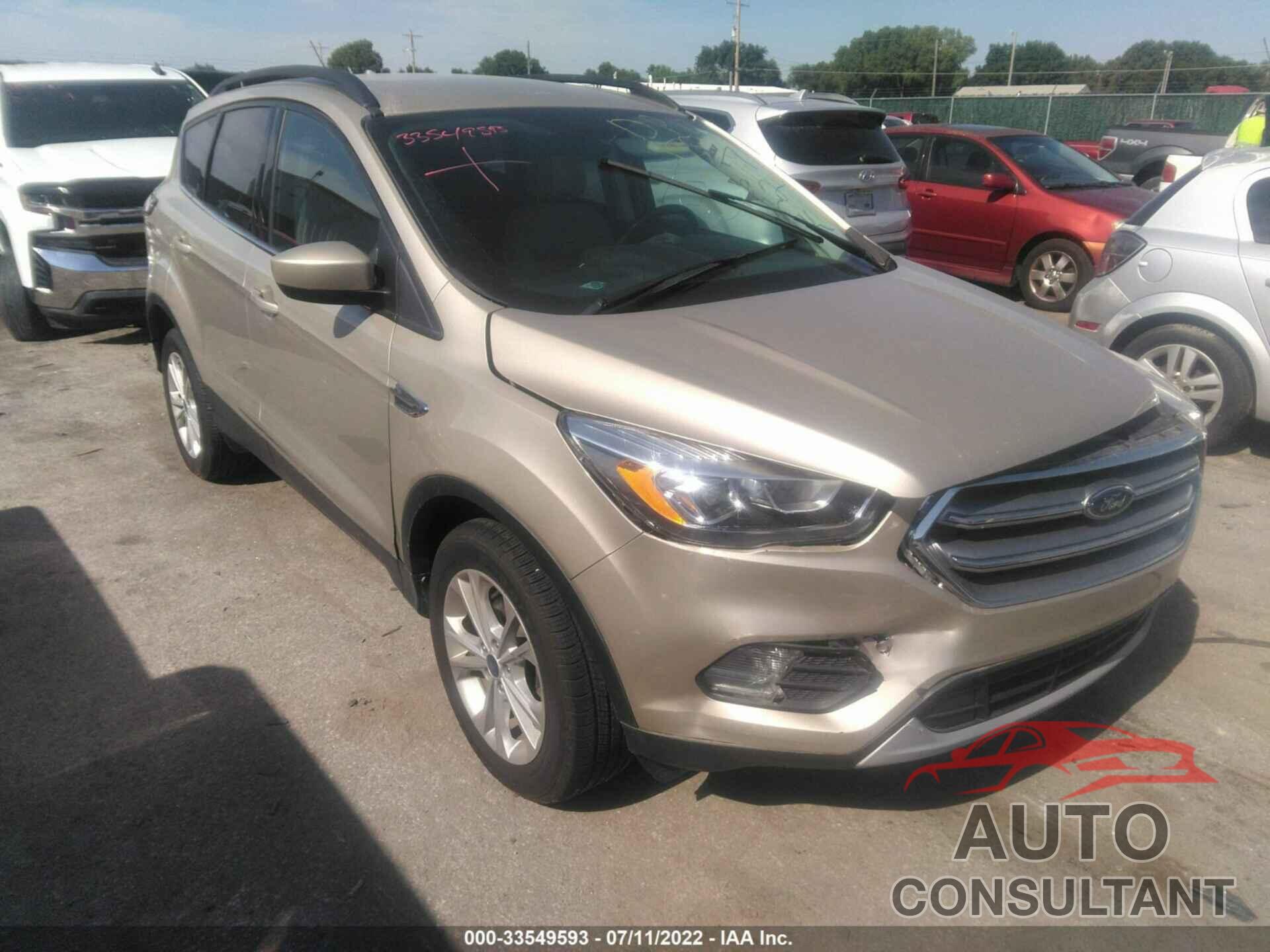 FORD ESCAPE 2017 - 1FMCU0GD7HUC09830