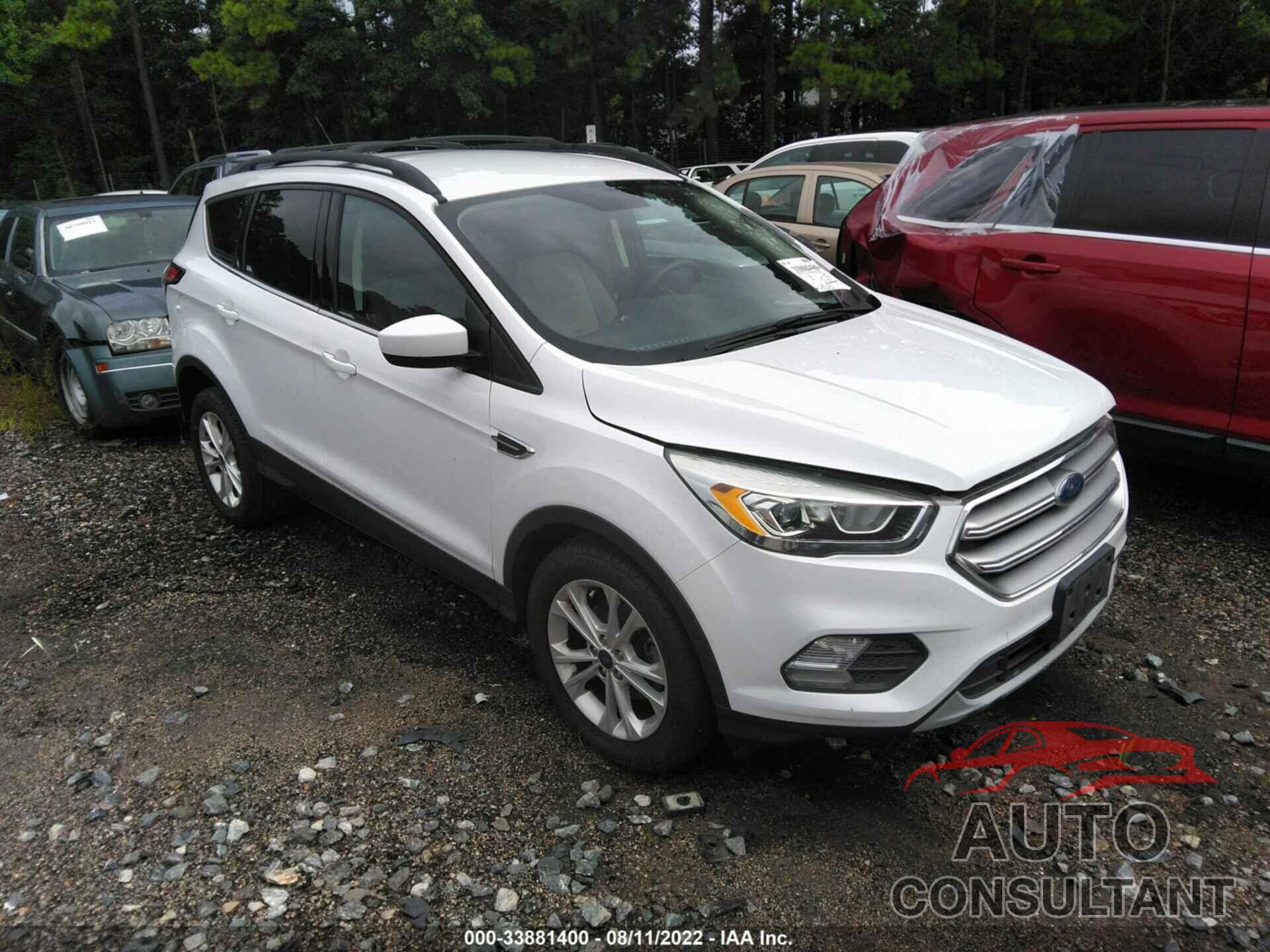 FORD ESCAPE 2017 - 1FMCU0GD8HUC59247