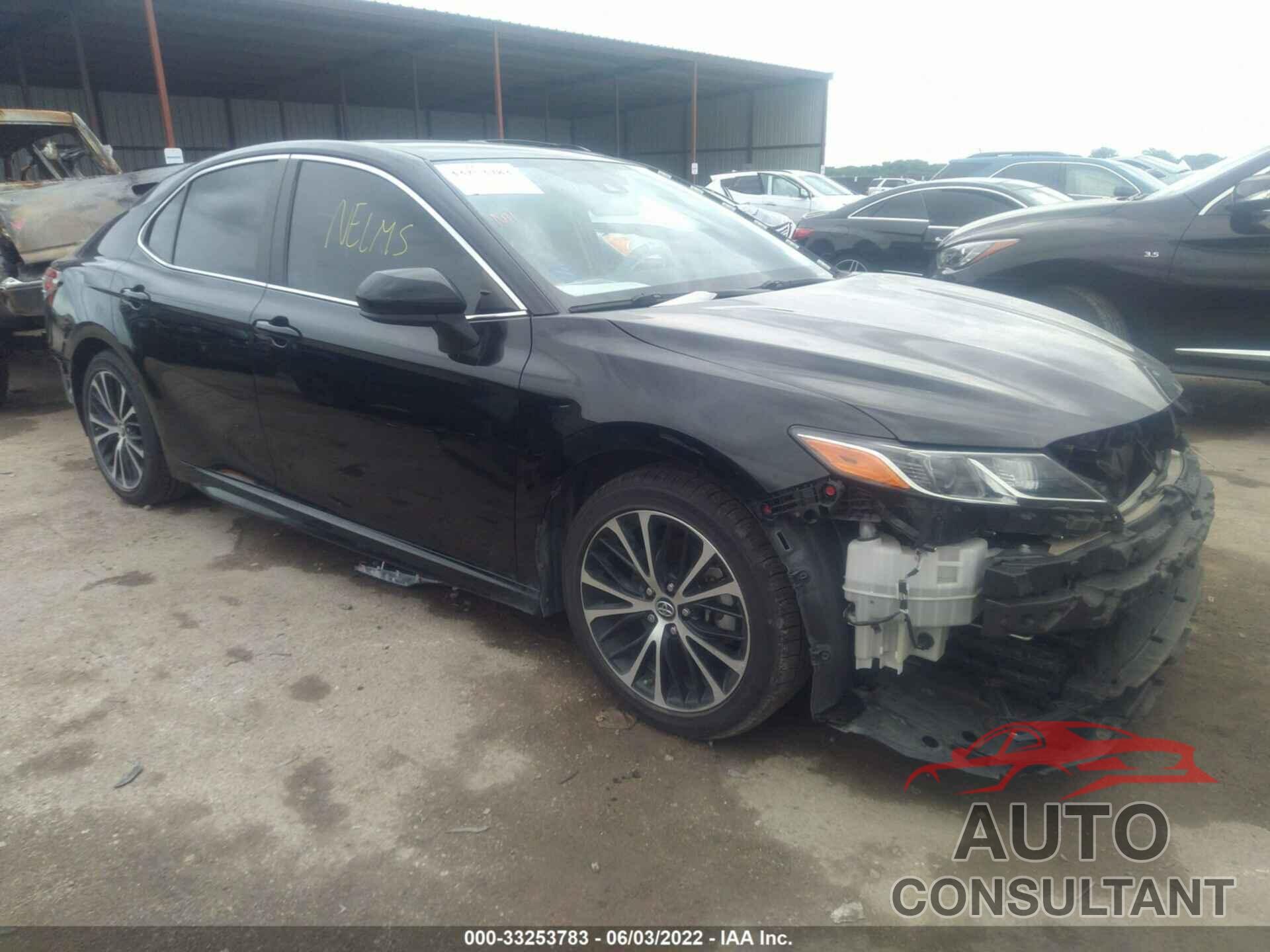 TOYOTA CAMRY 2019 - 4T1B11HK6KU800892