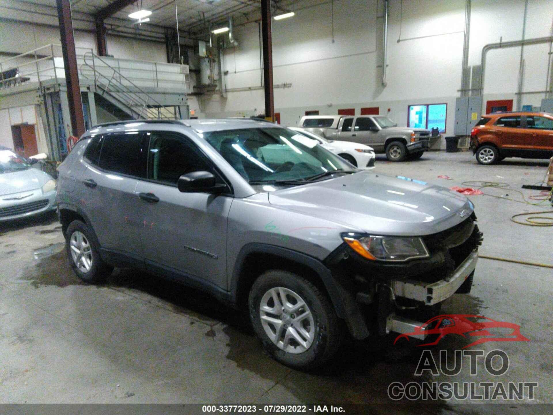 JEEP COMPASS 2018 - 3C4NJCAB8JT124140