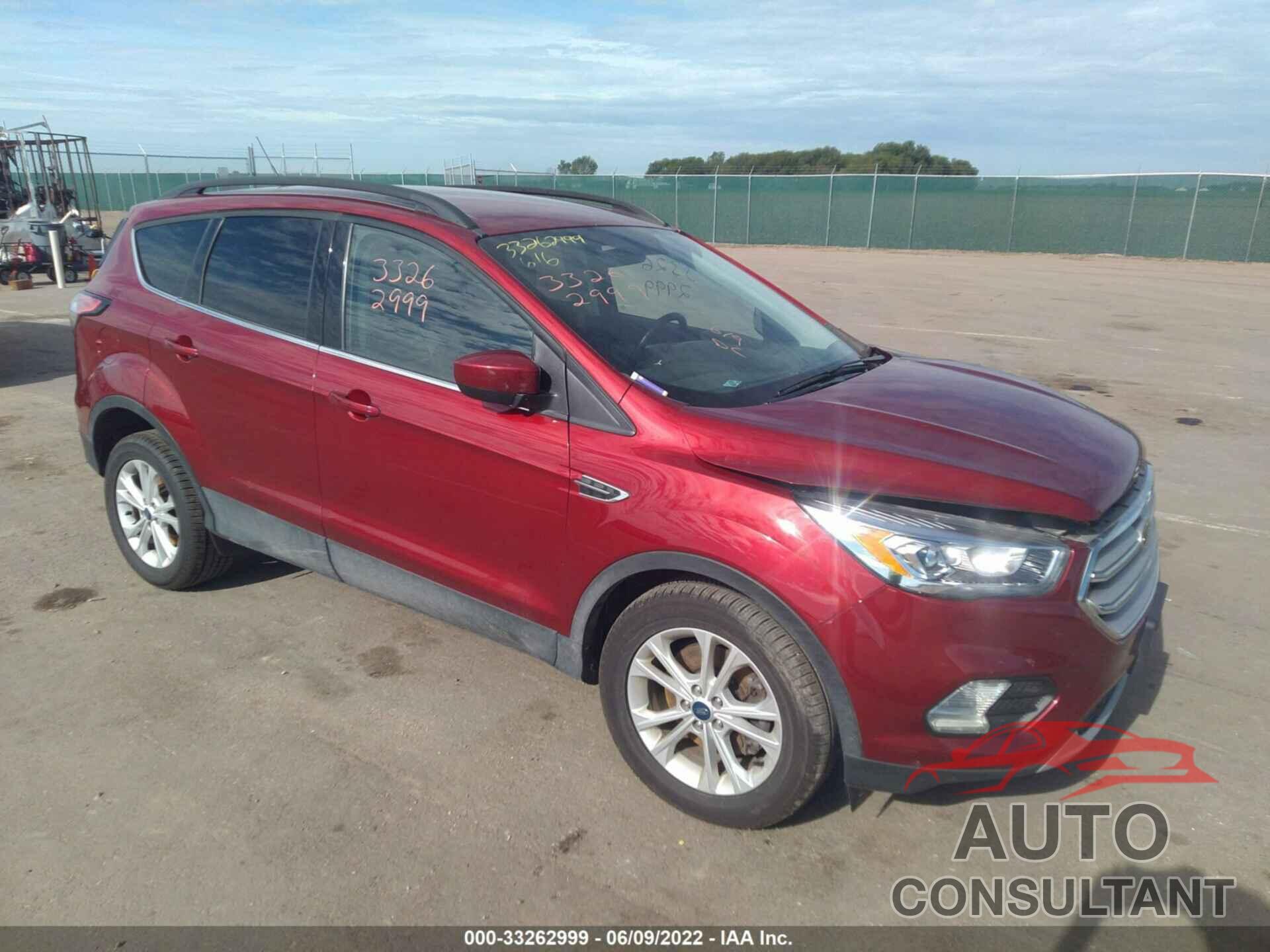 FORD ESCAPE 2018 - 1FMCU9HD1JUD50823