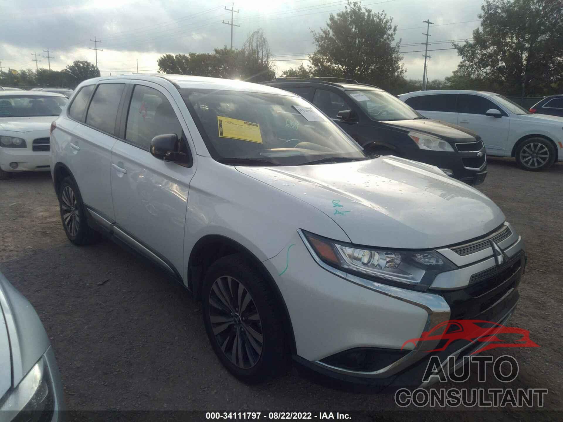 MITSUBISHI OUTLANDER 2020 - JA4AD2A38LZ040088