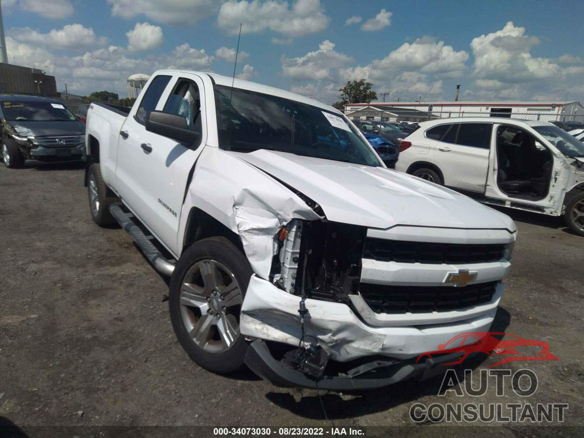 CHEVROLET SILVERADO 1500 2018 - 1GCVKPEH1JZ280029