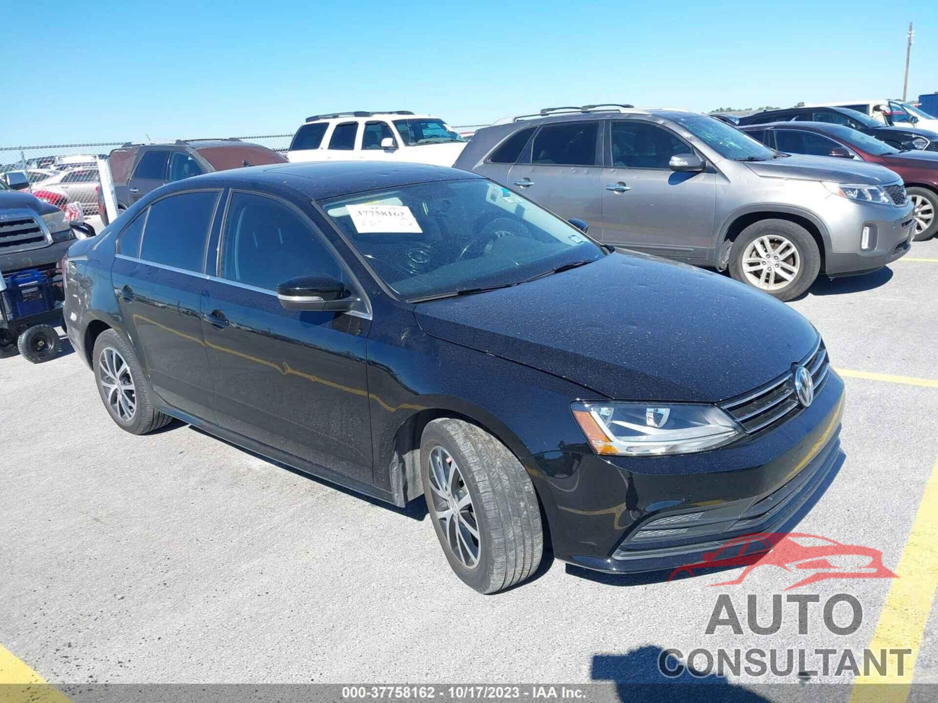 VOLKSWAGEN JETTA 2017 - 3VWDB7AJXHM415652