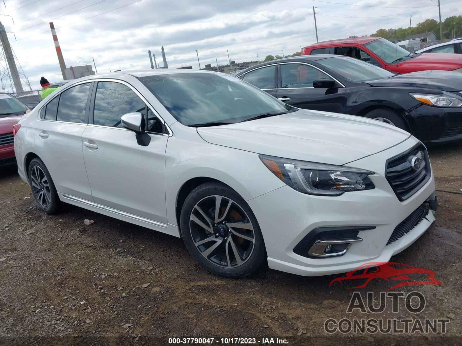 SUBARU LEGACY 2019 - 4S3BNAR66K3022691