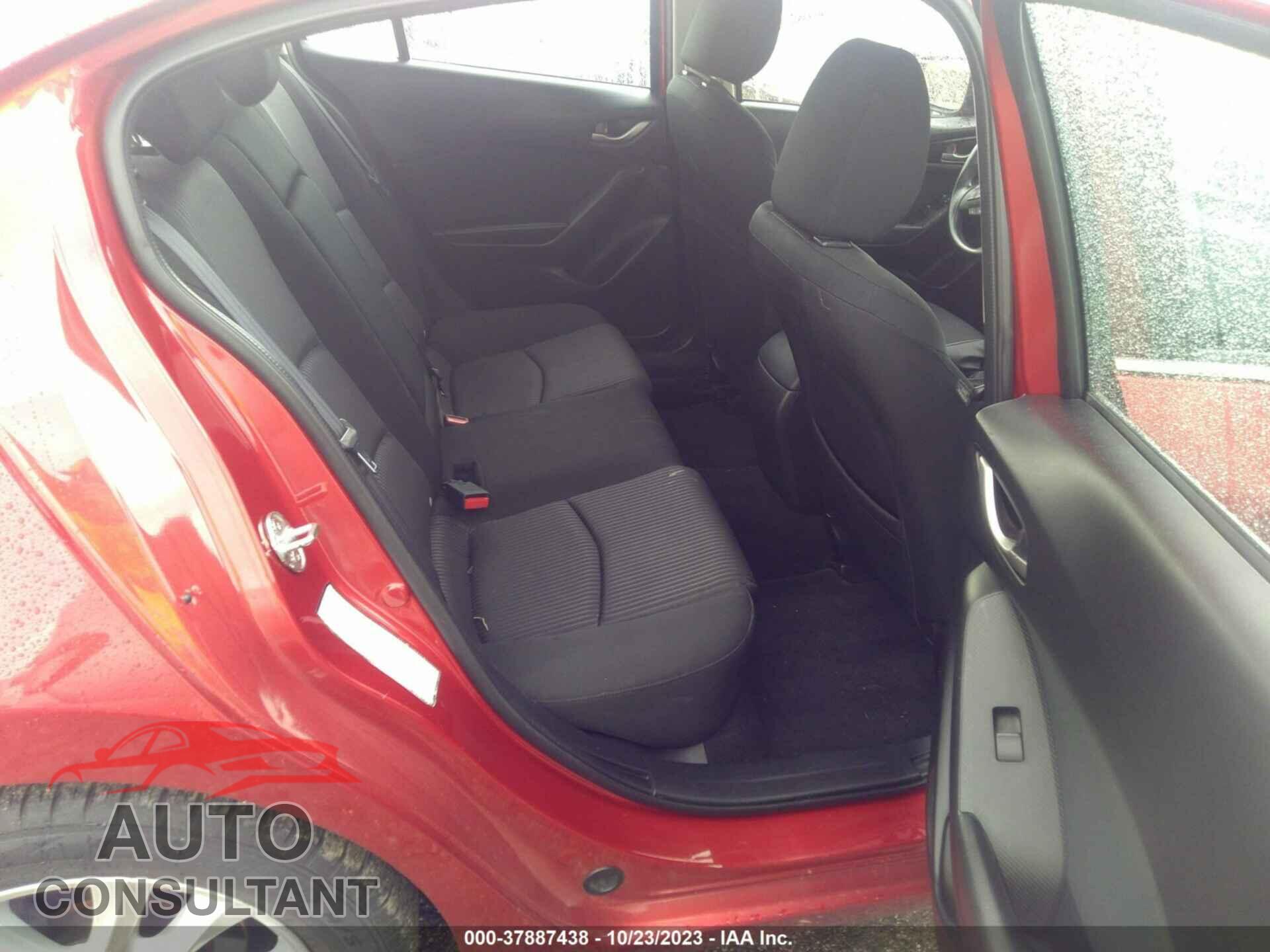 MAZDA MAZDA3 2016 - JM1BM1U75G1302057
