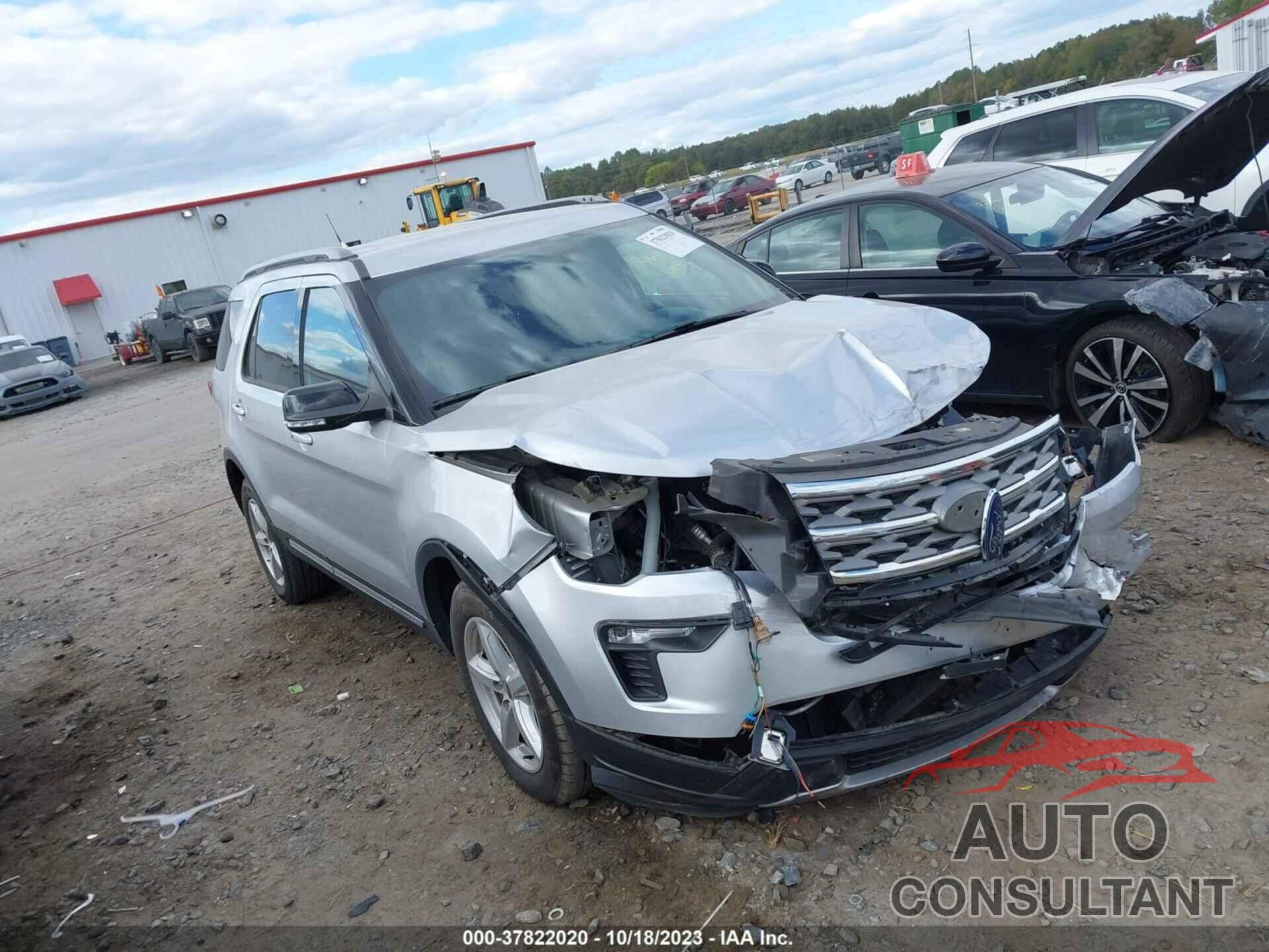 FORD EXPLORER 2018 - 1FM5K7D82JGA51755